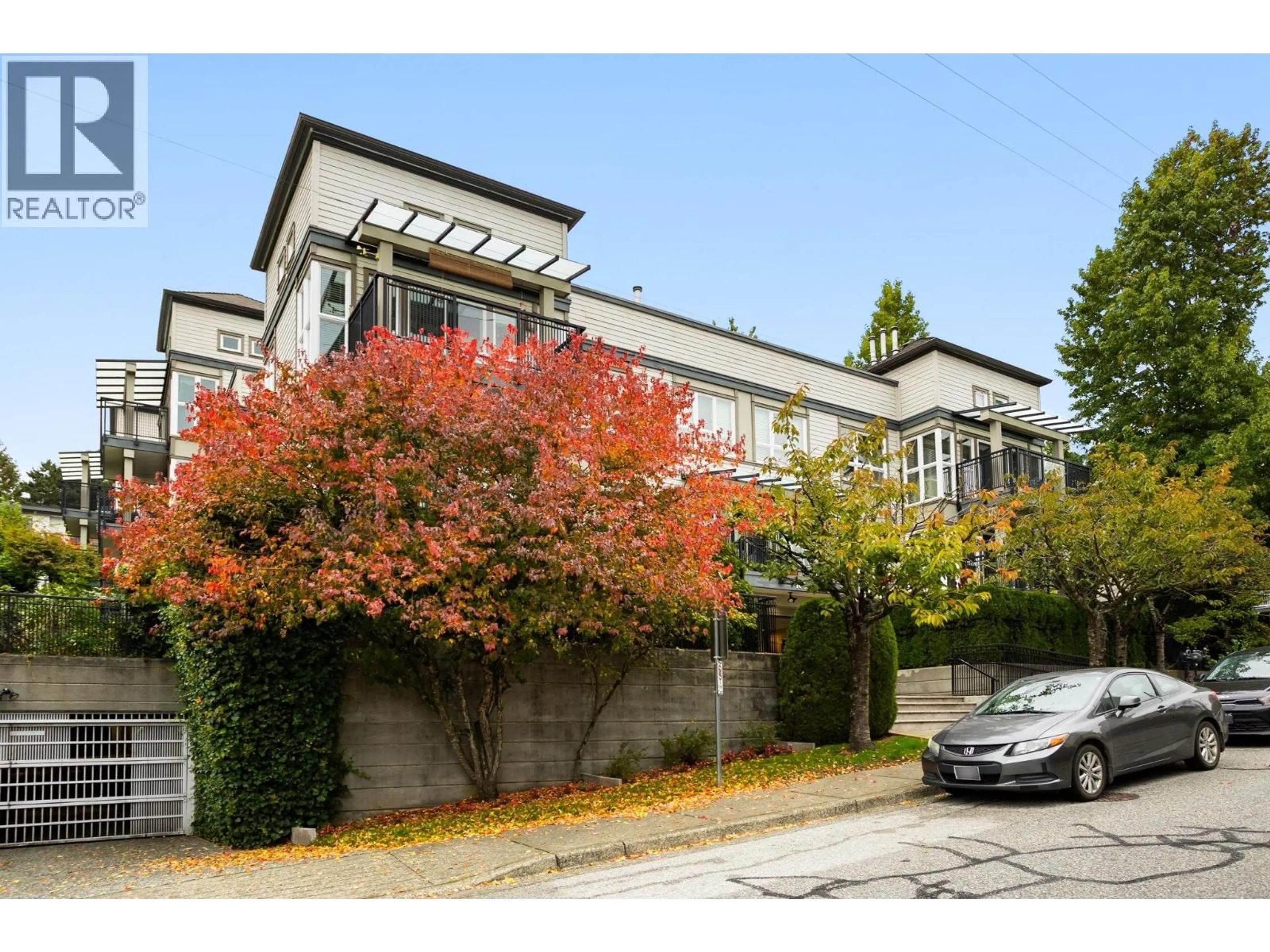 Unknown for 301 - 106 KINGS ROAD, North Vancouver British Columbia V7N2L8