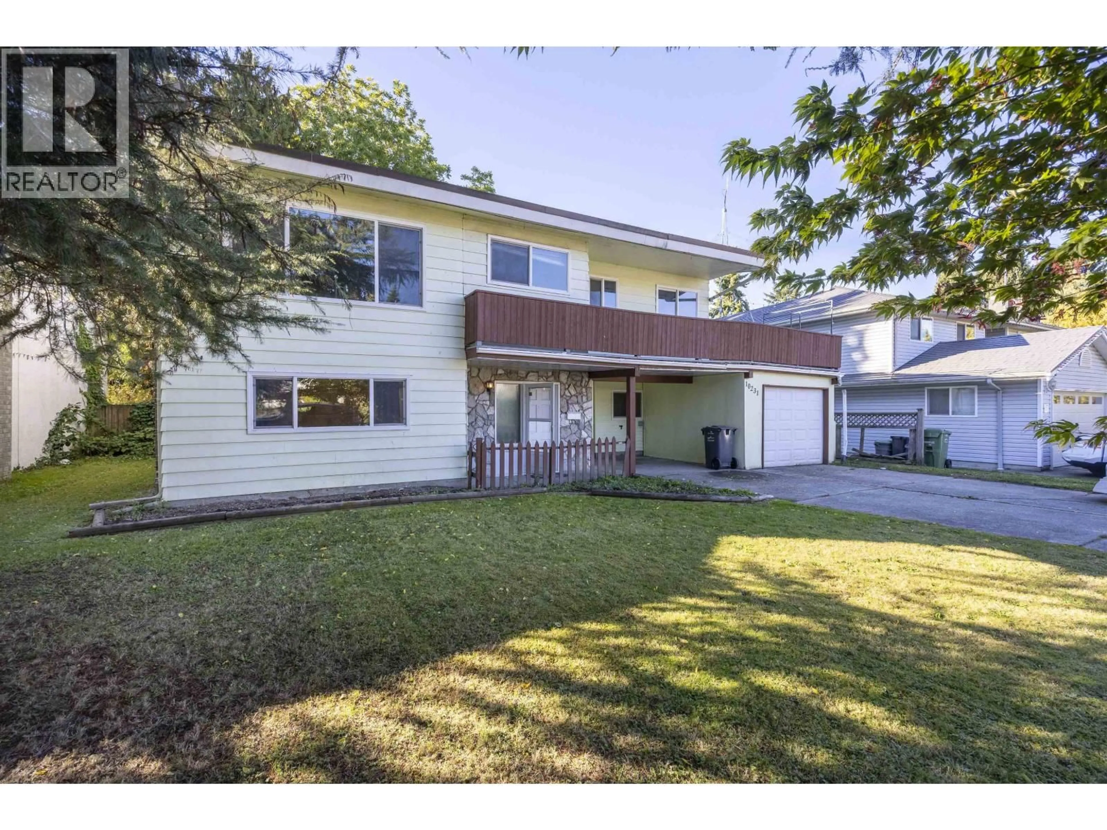 Home with vinyl exterior material, street for 10231 ROSEDENE CRESCENT, Richmond British Columbia V7A2P6