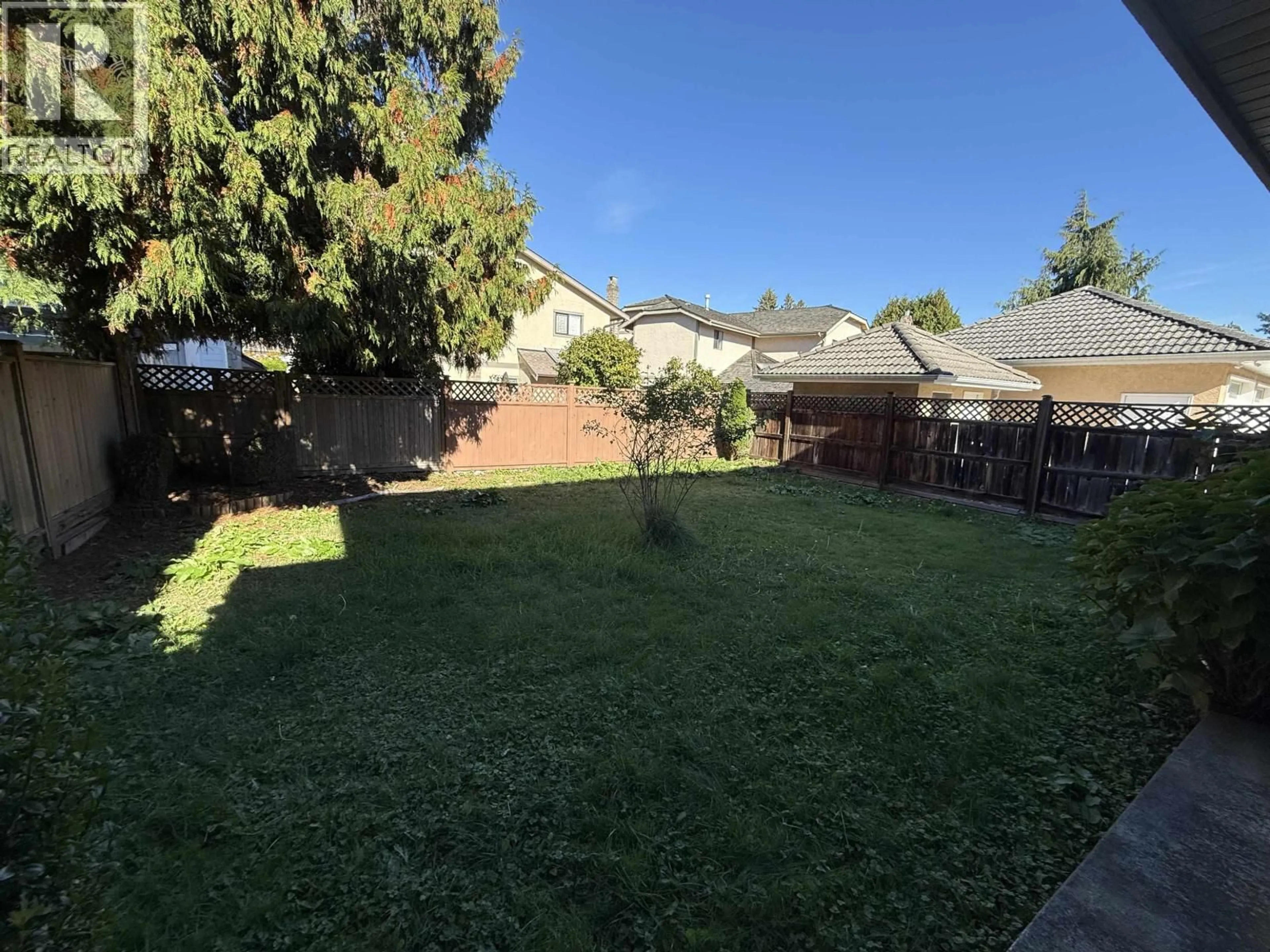 A pic from outside/outdoor area/front of a property/back of a property/a pic from drone, unknown for 5499 WALTON ROAD, Richmond British Columbia V7C2L7