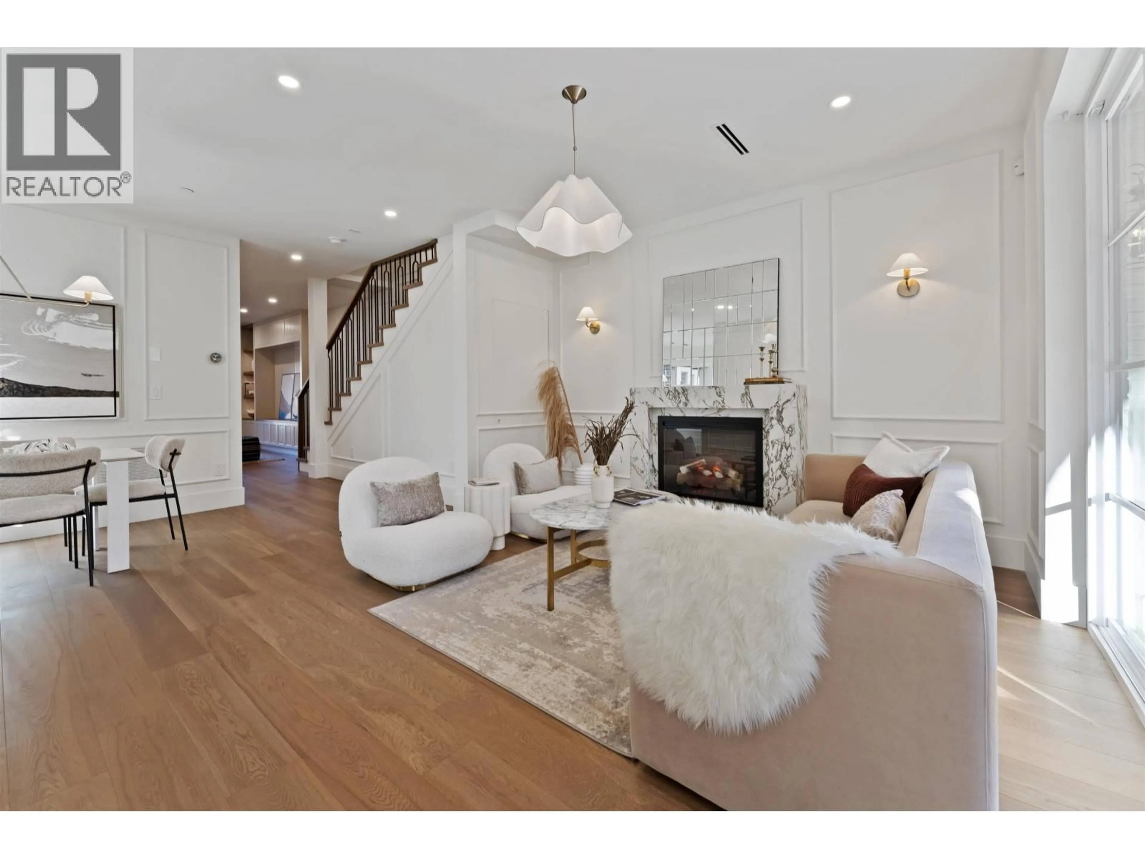 Living room with furniture, unknown for 1761 16TH AVENUE, Vancouver British Columbia V6J2L9