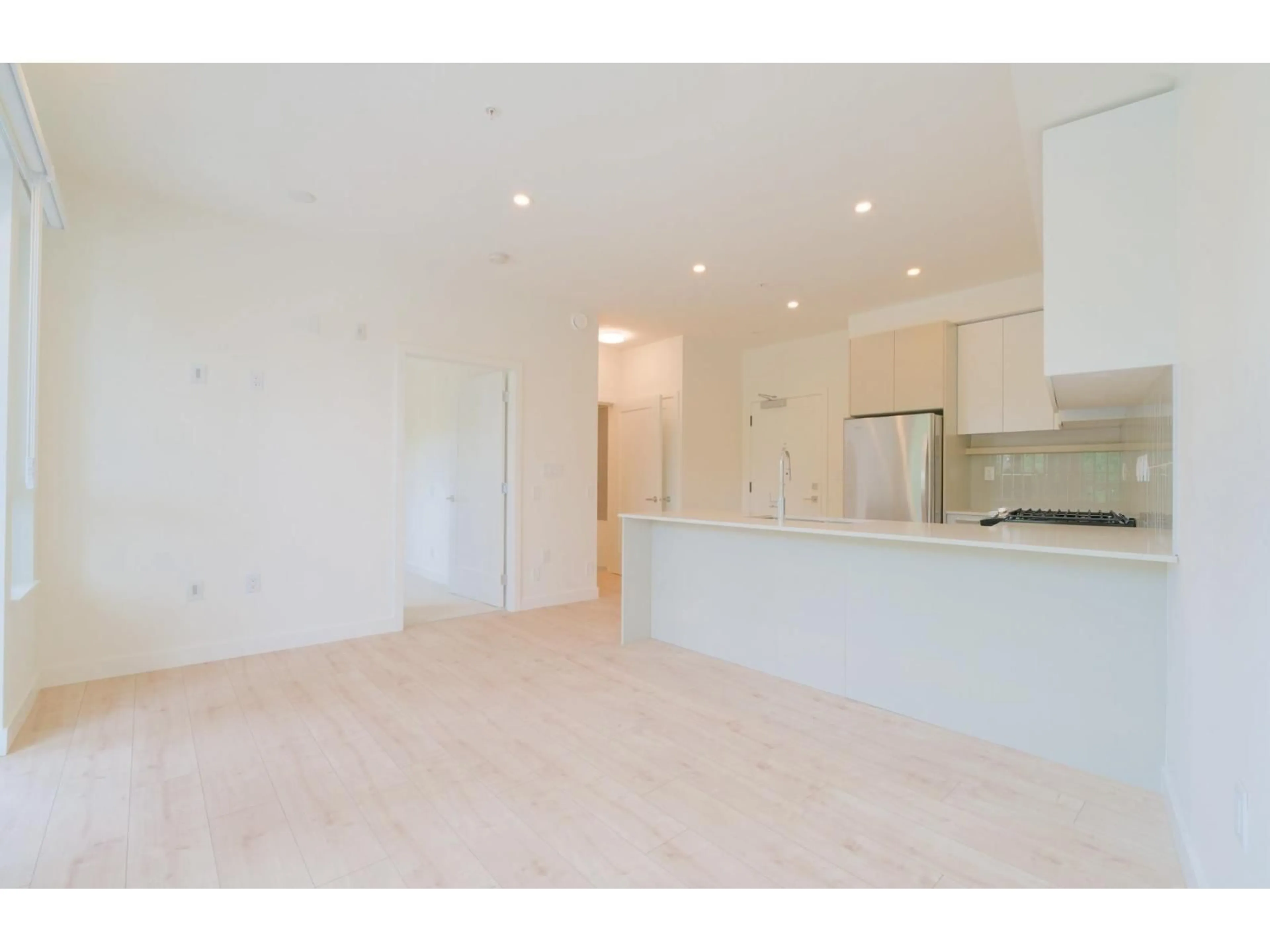 A pic of a room for 314 - 13788 76, Surrey British Columbia V3W3E9