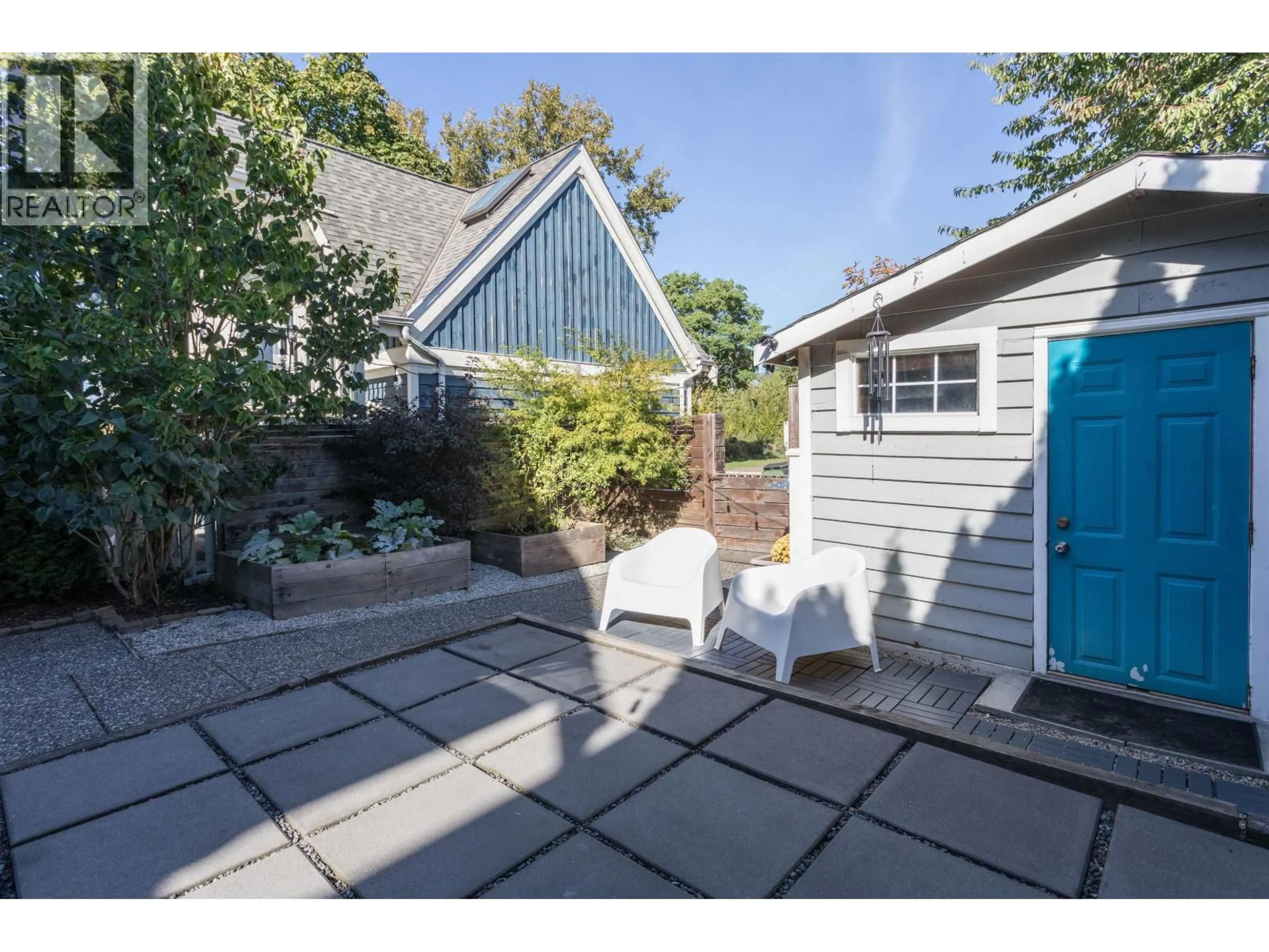 Patio, street for 183 STAR CRESCENT, New Westminster British Columbia V3M6X6