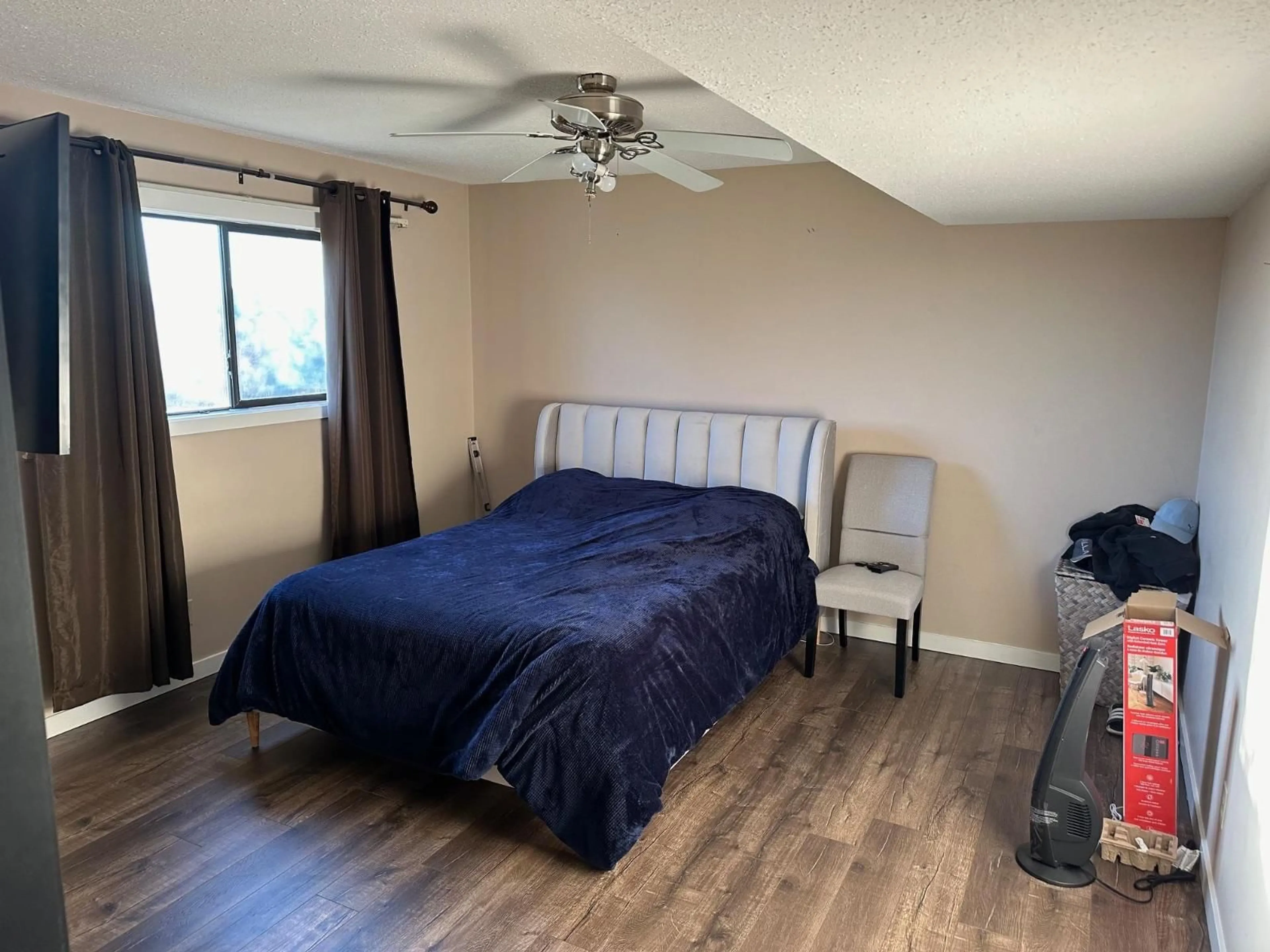 A pic of a room for 32702 HARRIS, Abbotsford British Columbia V4X1W1