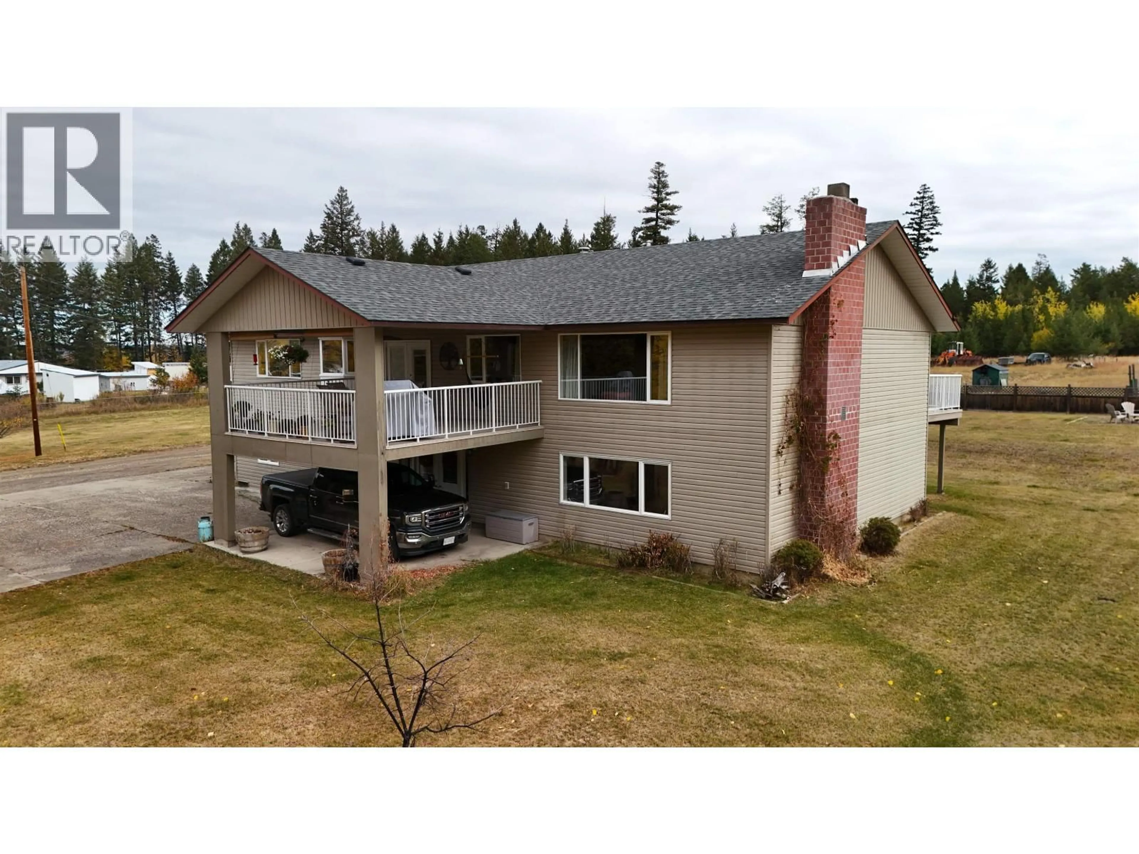 A pic from outside/outdoor area/front of a property/back of a property/a pic from drone, unknown for 1425 ESLER ROAD, Esler / Dog Creek British Columbia V2G4Y2