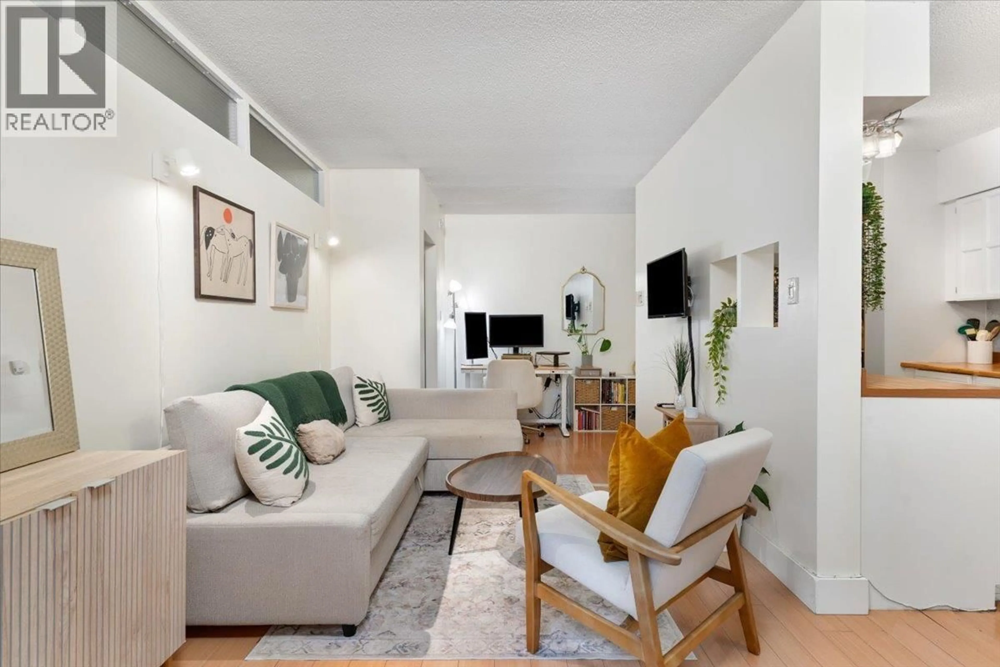 Living room with furniture, unknown for 101 - 1540 4TH AVENUE, Vancouver British Columbia V5N1J8