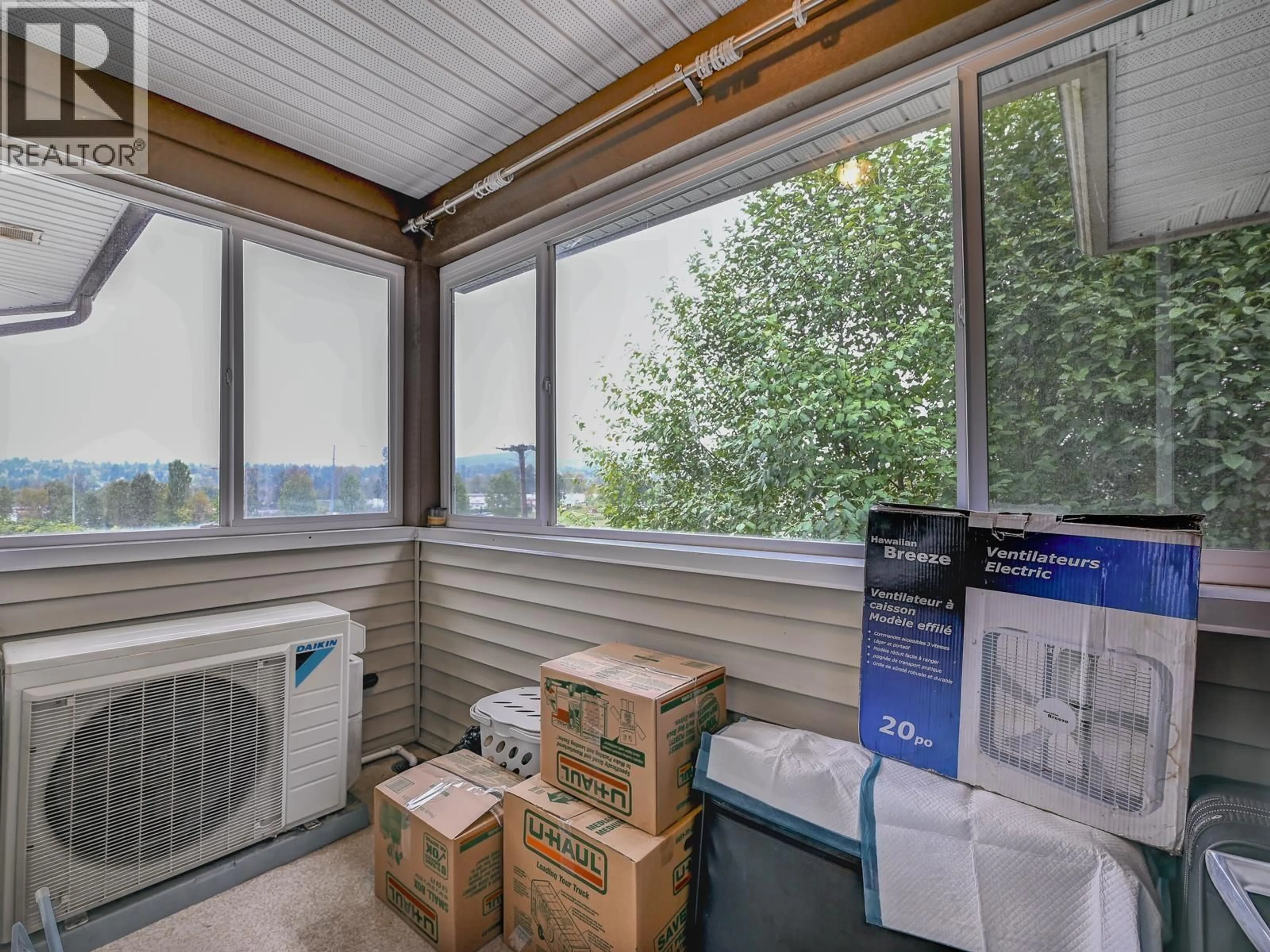 A pic of a room for 6050 HARDWICK STREET, Burnaby British Columbia V5G1R6