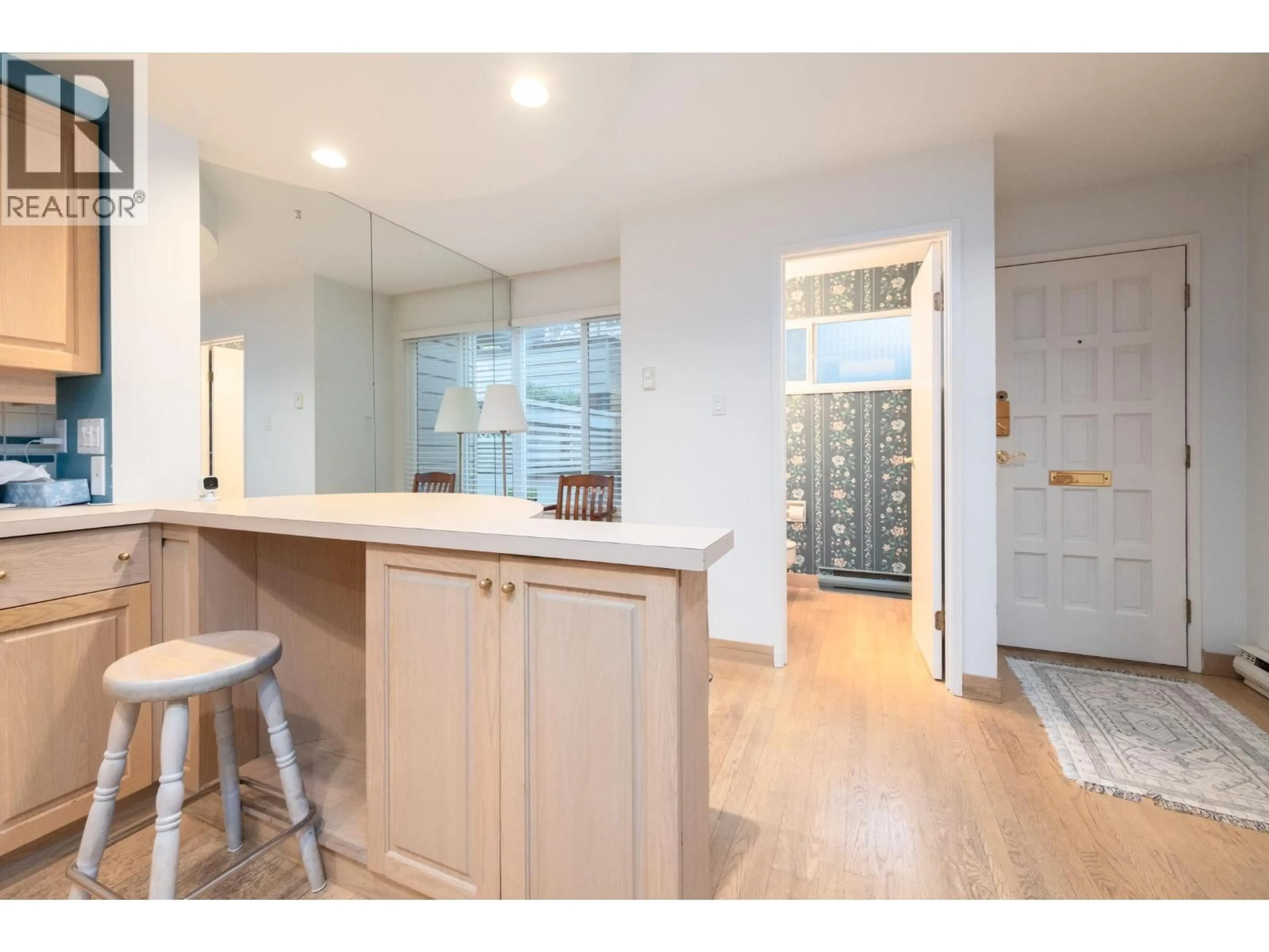 Open concept kitchen, unknown for 4083 PARKWAY DRIVE, Vancouver British Columbia V6L3C9
