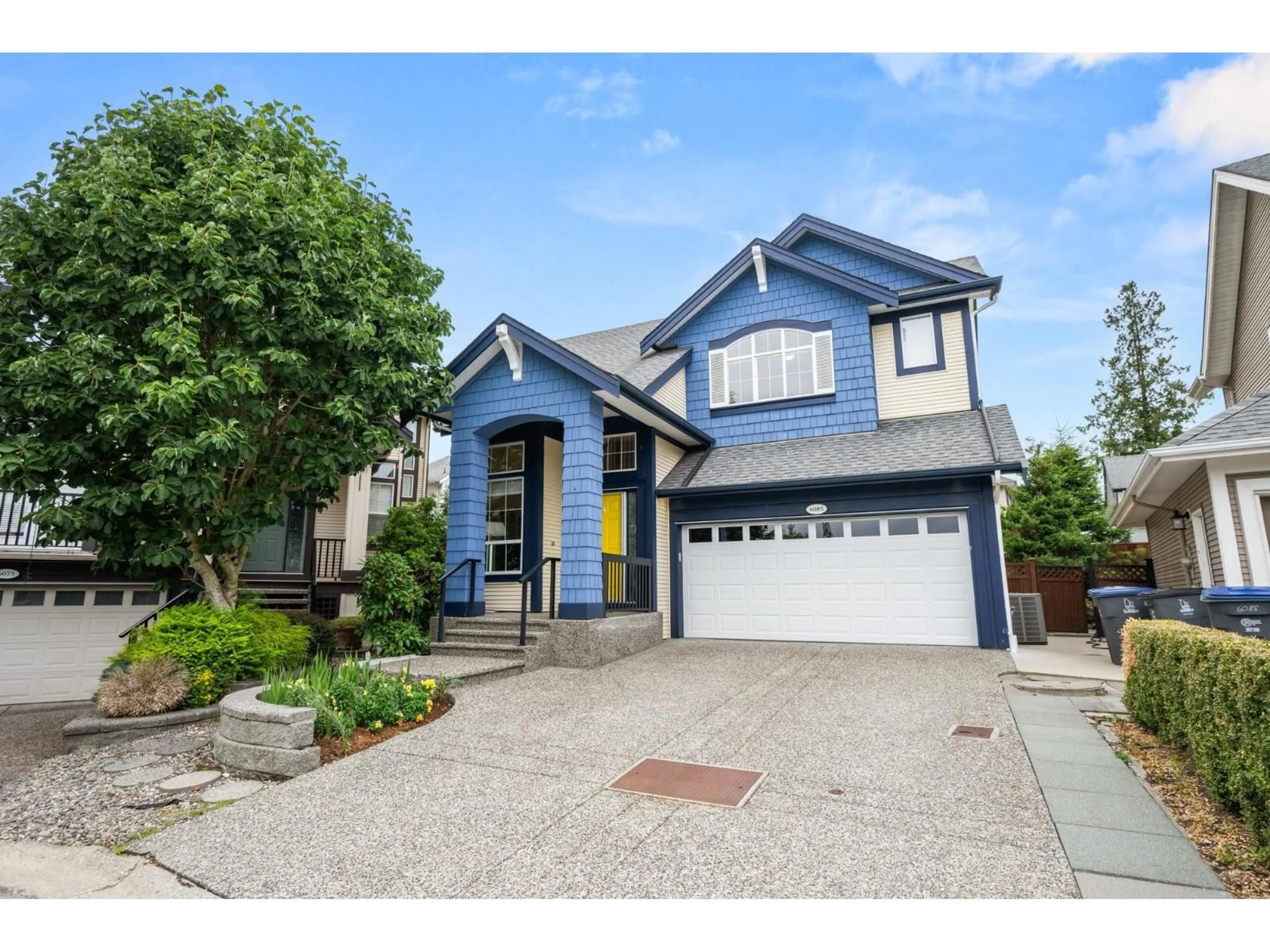 Home with vinyl exterior material, street for 6085 165A, Surrey British Columbia V3S7W6