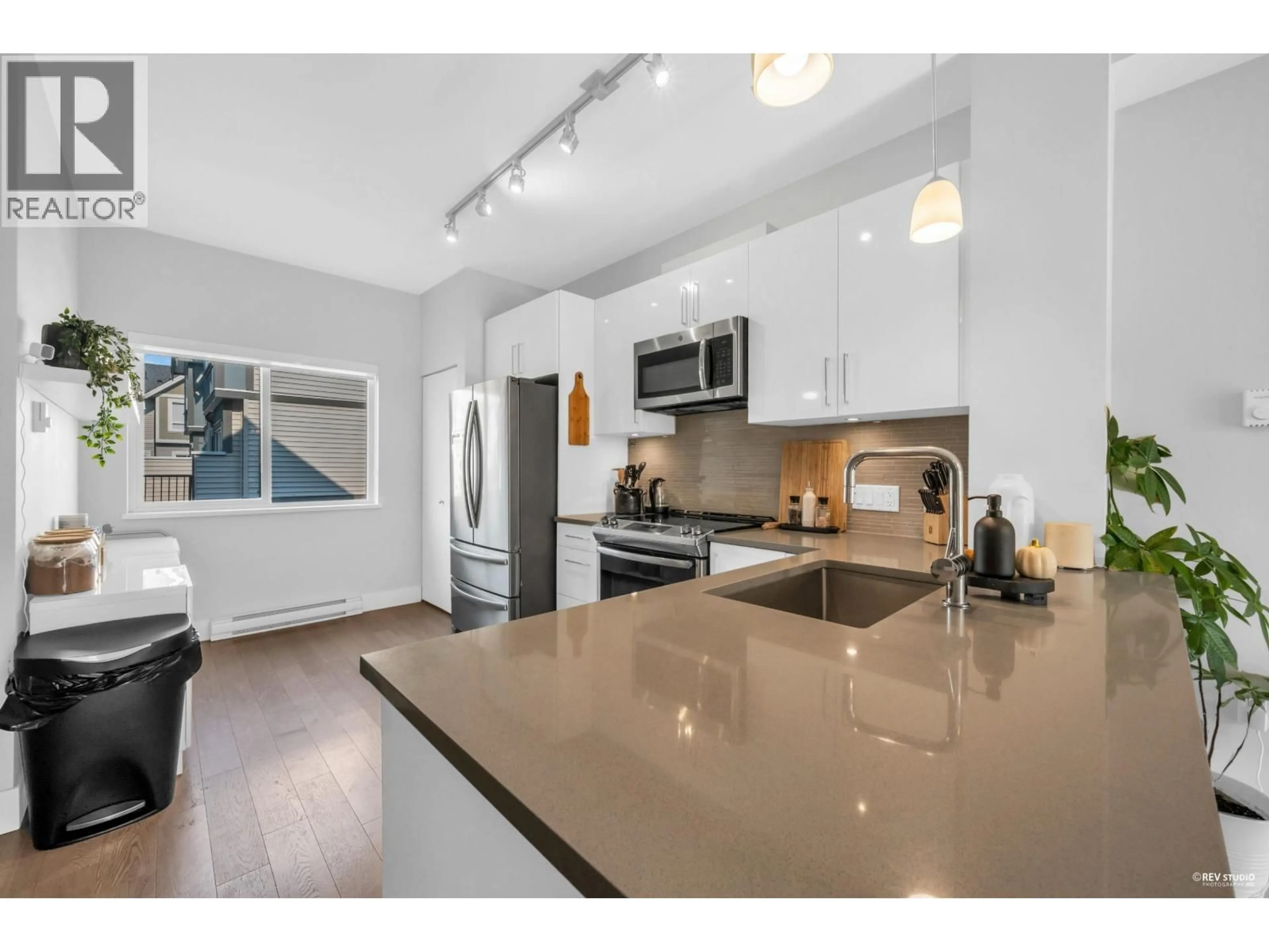 Open concept kitchen, unknown for 29 - 22600 GILLEY ROAD, Richmond British Columbia V6V1E4