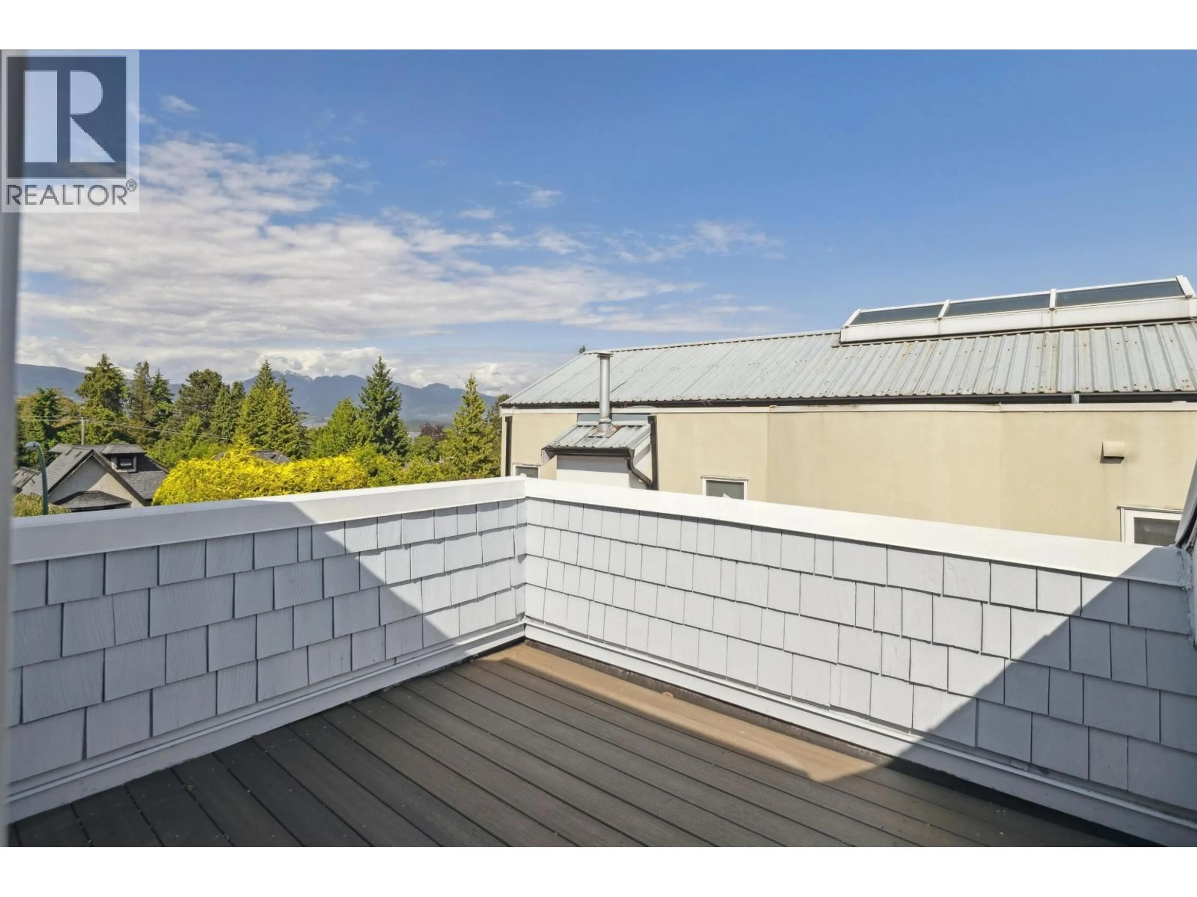 Patio, unknown for 4190 11TH AVENUE, Vancouver British Columbia V6R2L6