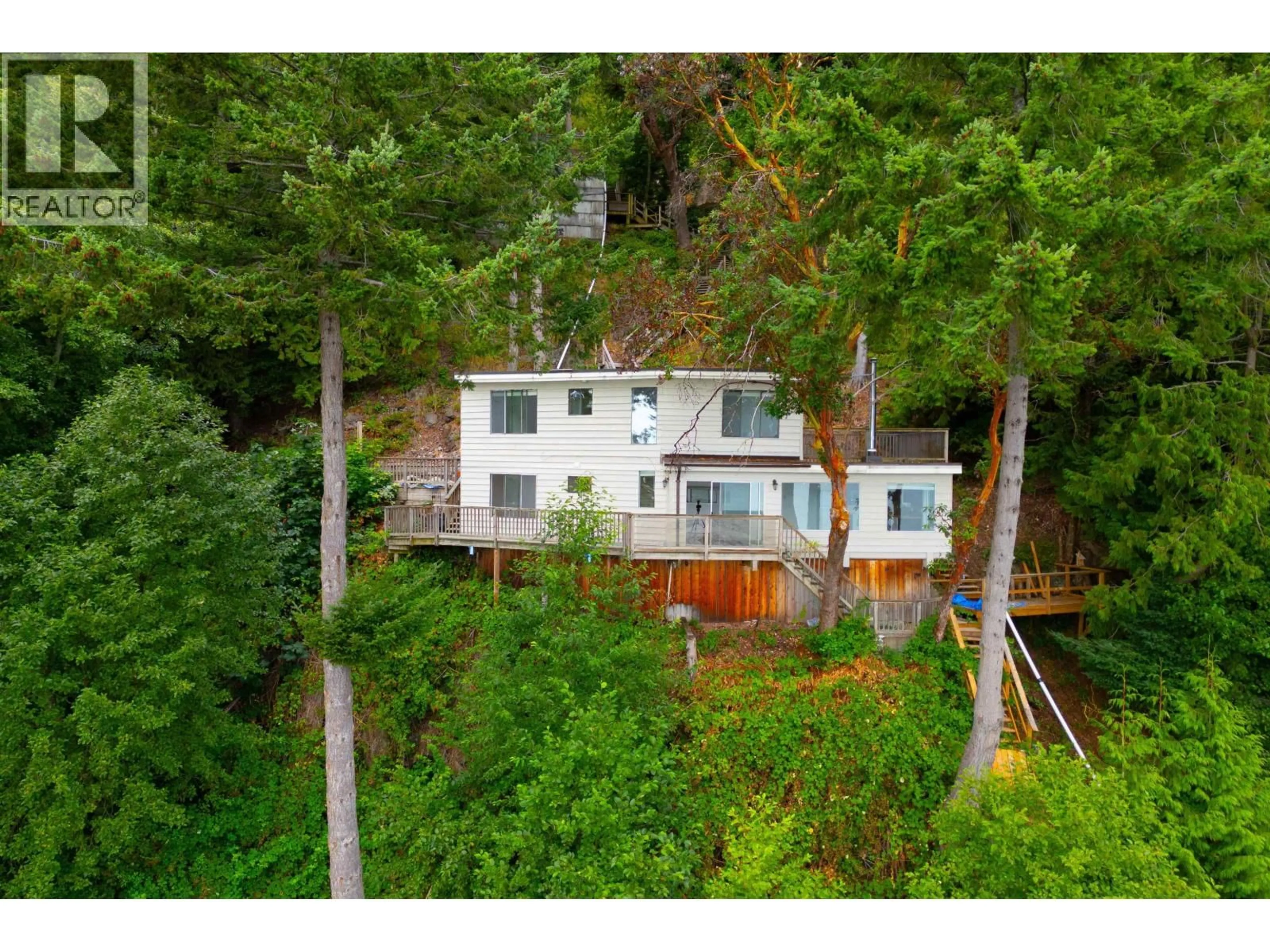 A pic from outside/outdoor area/front of a property/back of a property/a pic from drone, forest/trees view for 1433 EAGLE CLIFF ROAD, Bowen Island British Columbia V0N1G1