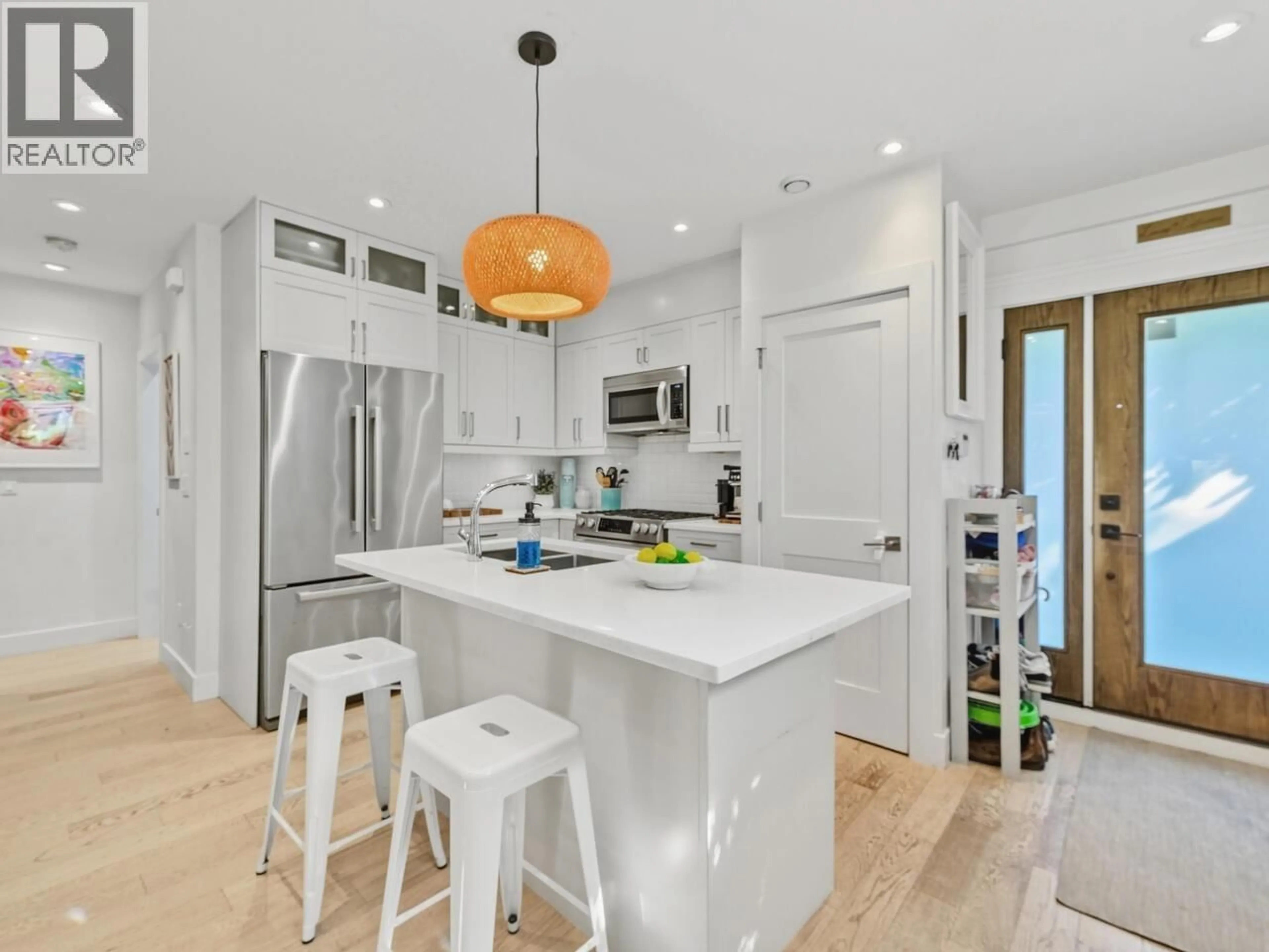 Open concept kitchen, unknown for 165 14TH AVENUE, Vancouver British Columbia V5Y1W8