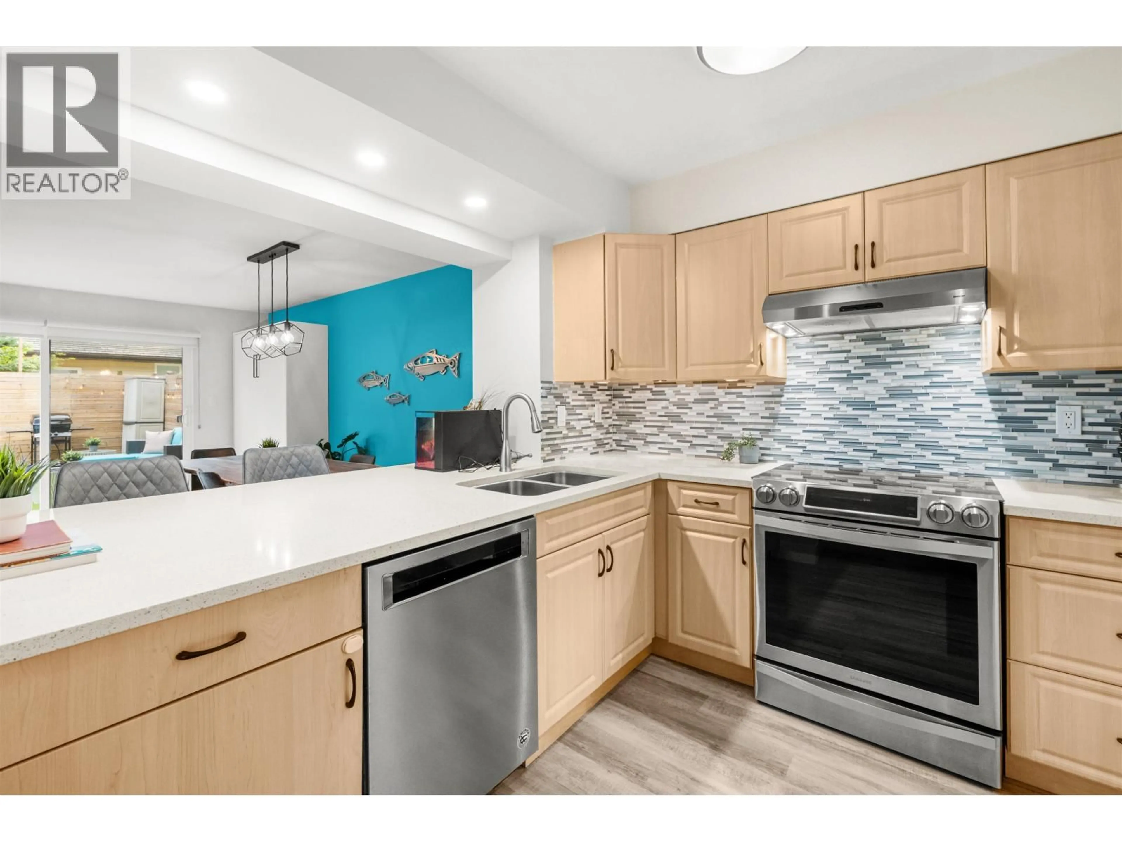 Open concept kitchen, unknown for 3 - 6100 TIFFANY BOULEVARD, Richmond British Columbia V7C5A8