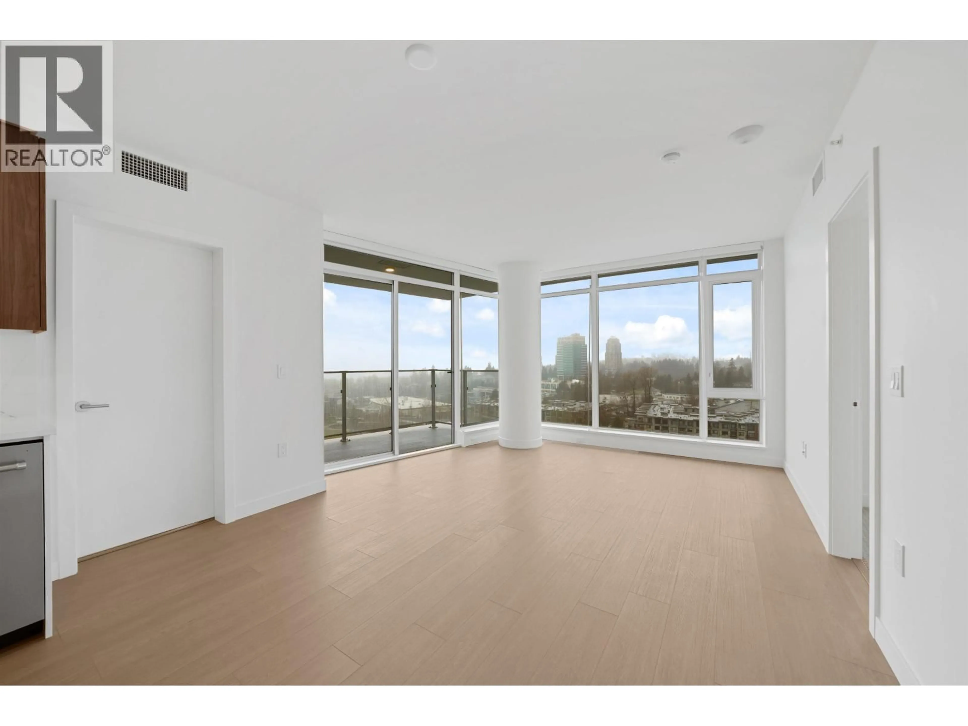 A pic of a room for 1601 - 7683 PARK CRESCENT, Burnaby British Columbia V3N0J4