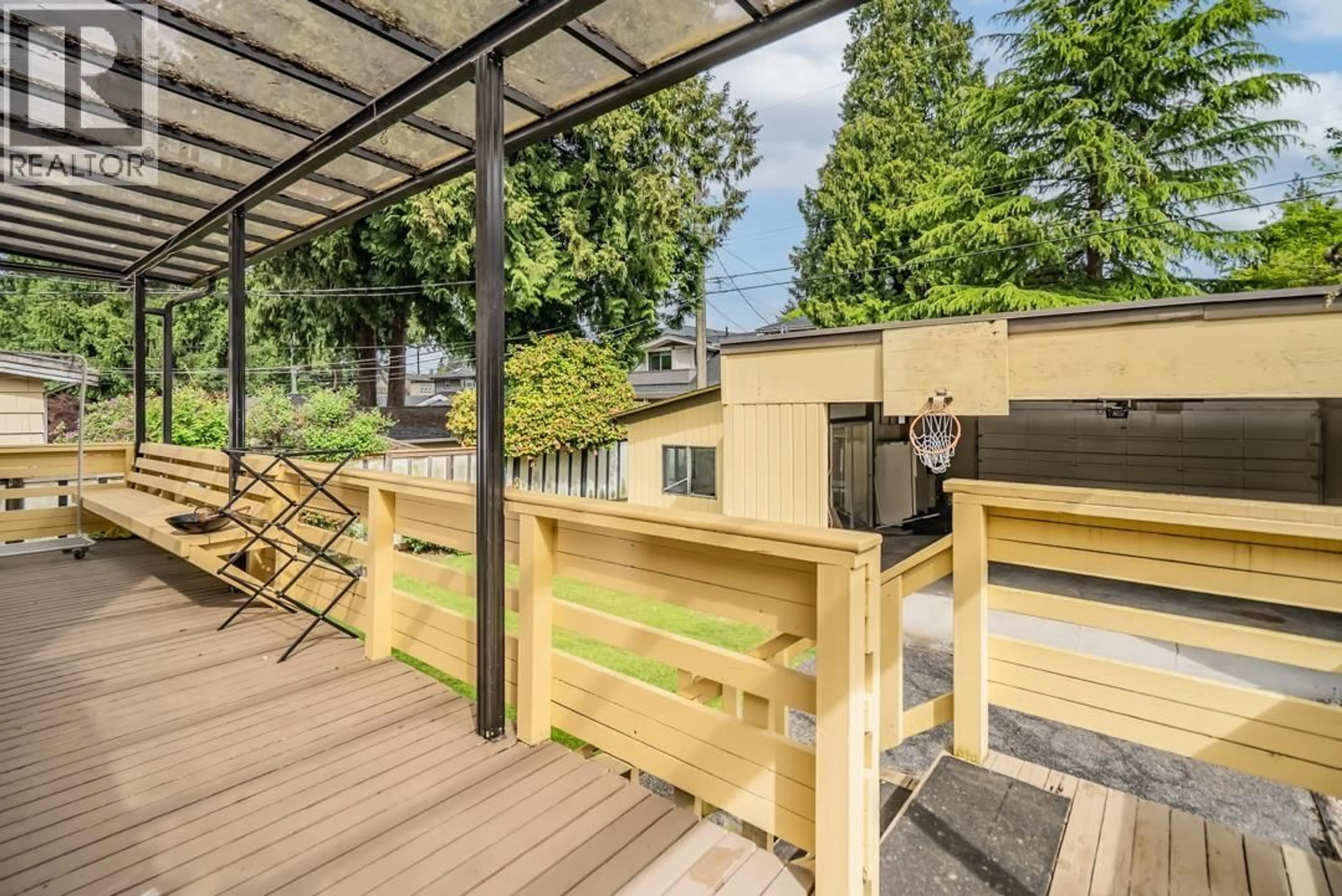 Patio, unknown for 1735 62ND AVENUE, Vancouver British Columbia V6P2G1