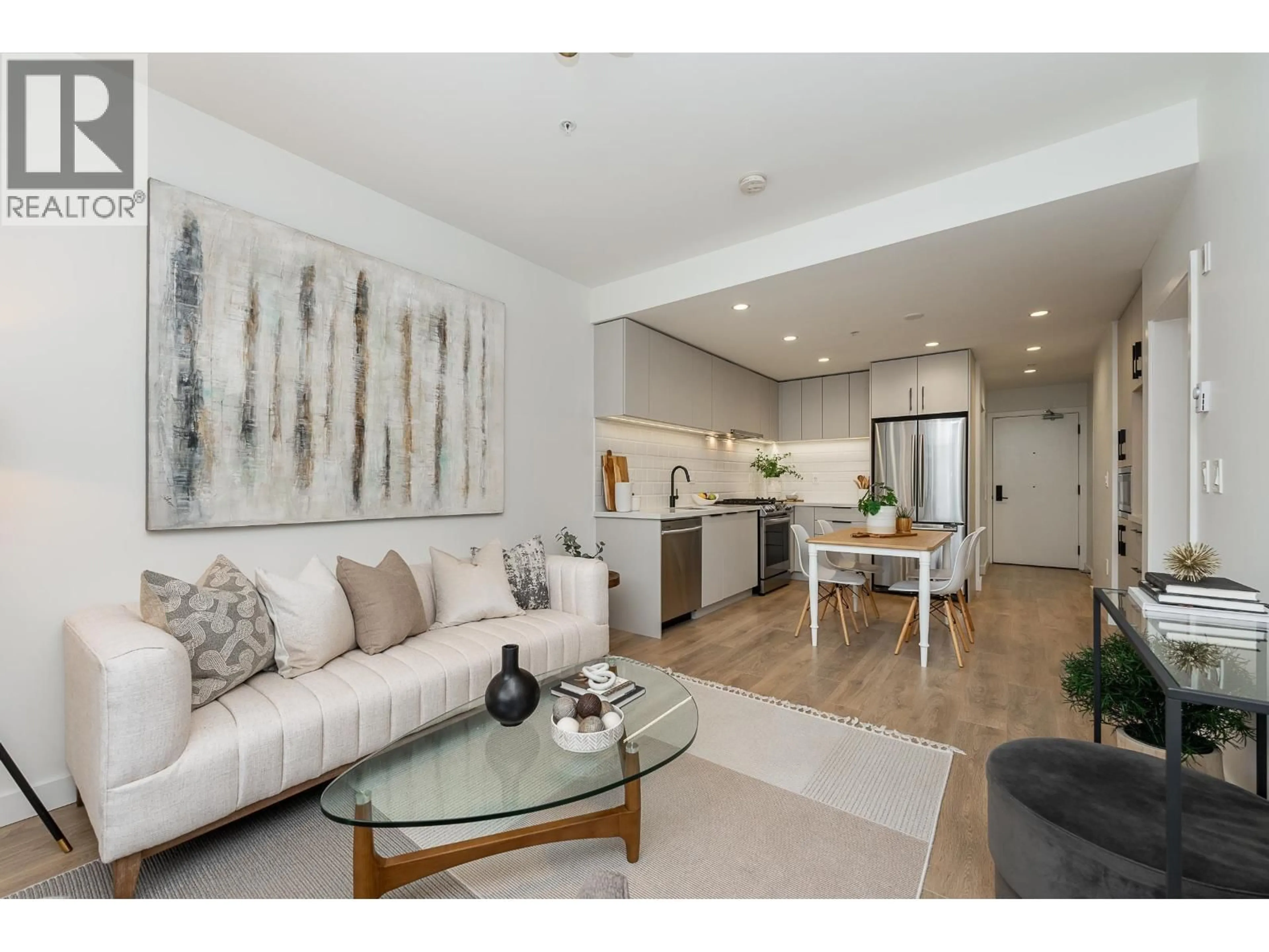 Living room with furniture, unknown for 112 - 3038 ST GEORGE STREET, Port Moody British Columbia V3H0L3