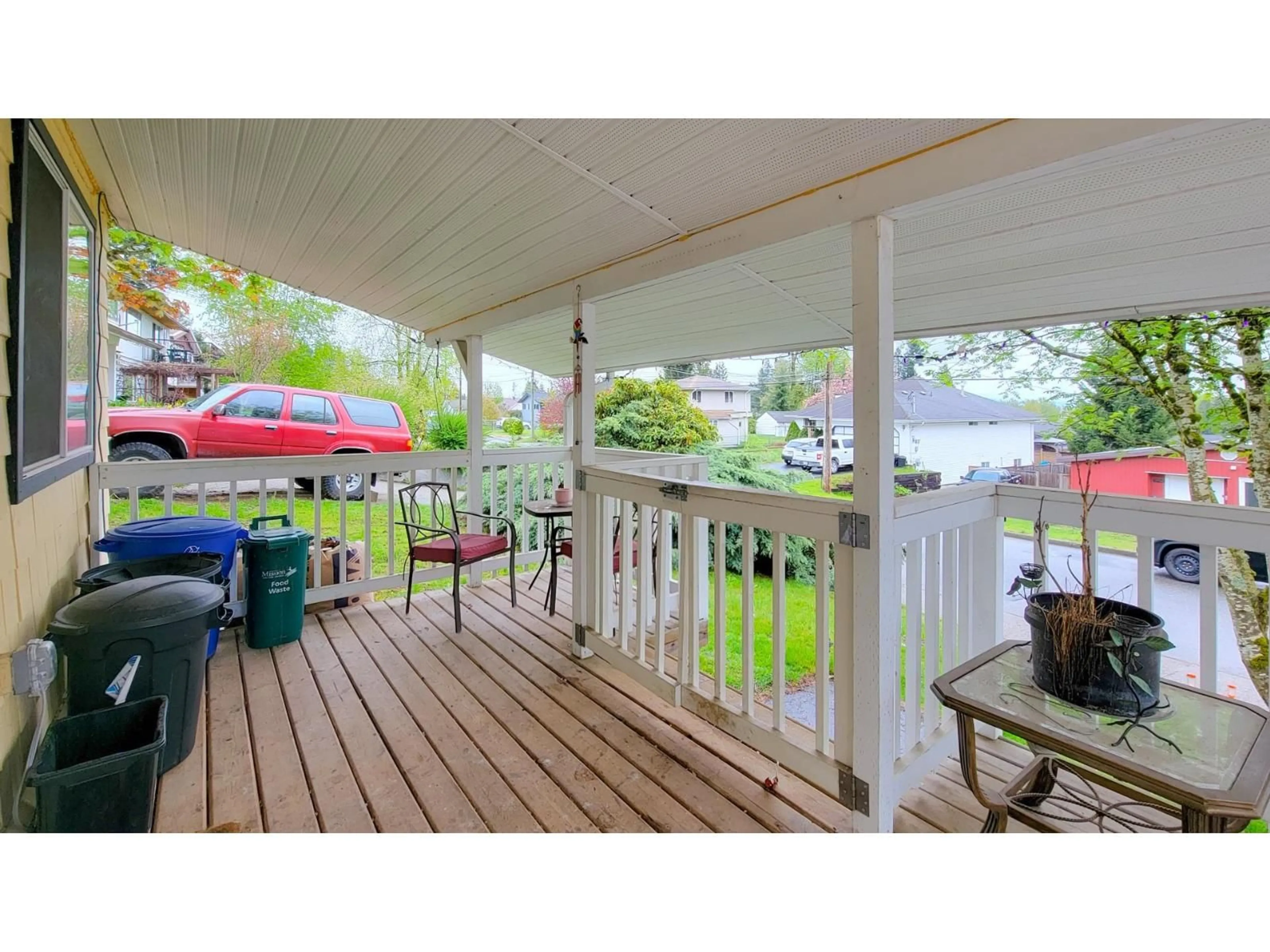 Patio, water/lake/river/ocean view for 32731 ADAMS, Mission British Columbia V2V2S2