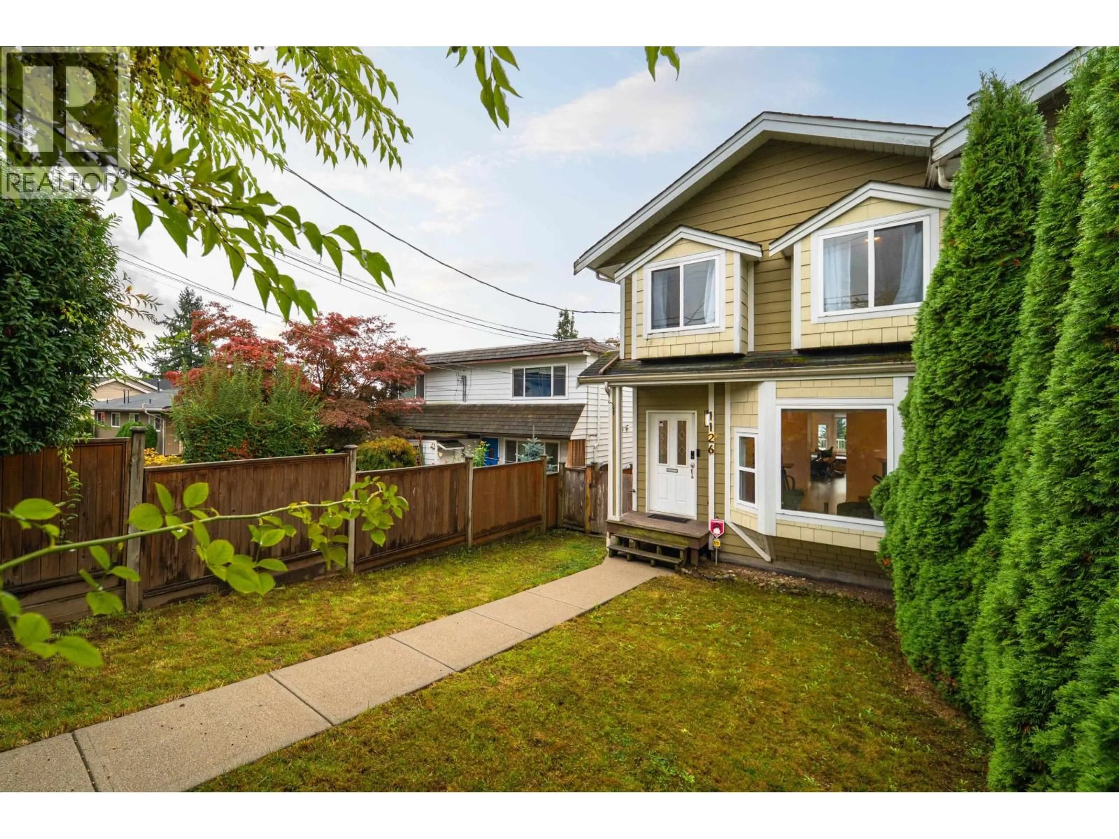 Home with vinyl exterior material, street for 1126 ROCHESTER AVENUE, Coquitlam British Columbia V3K2X4