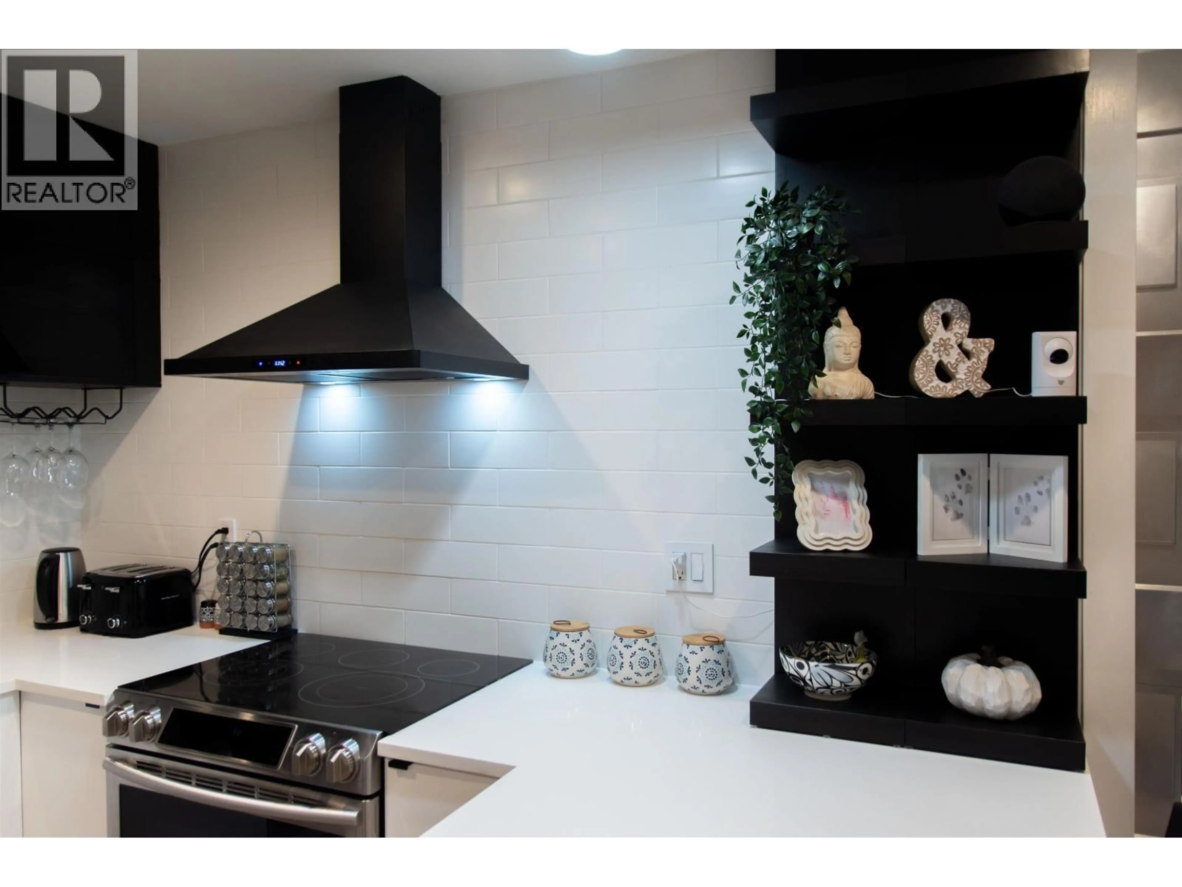 Contemporary kitchen, ceramic/tile floor for 402 - 1718 NELSON STREET, Vancouver British Columbia V6G1M8