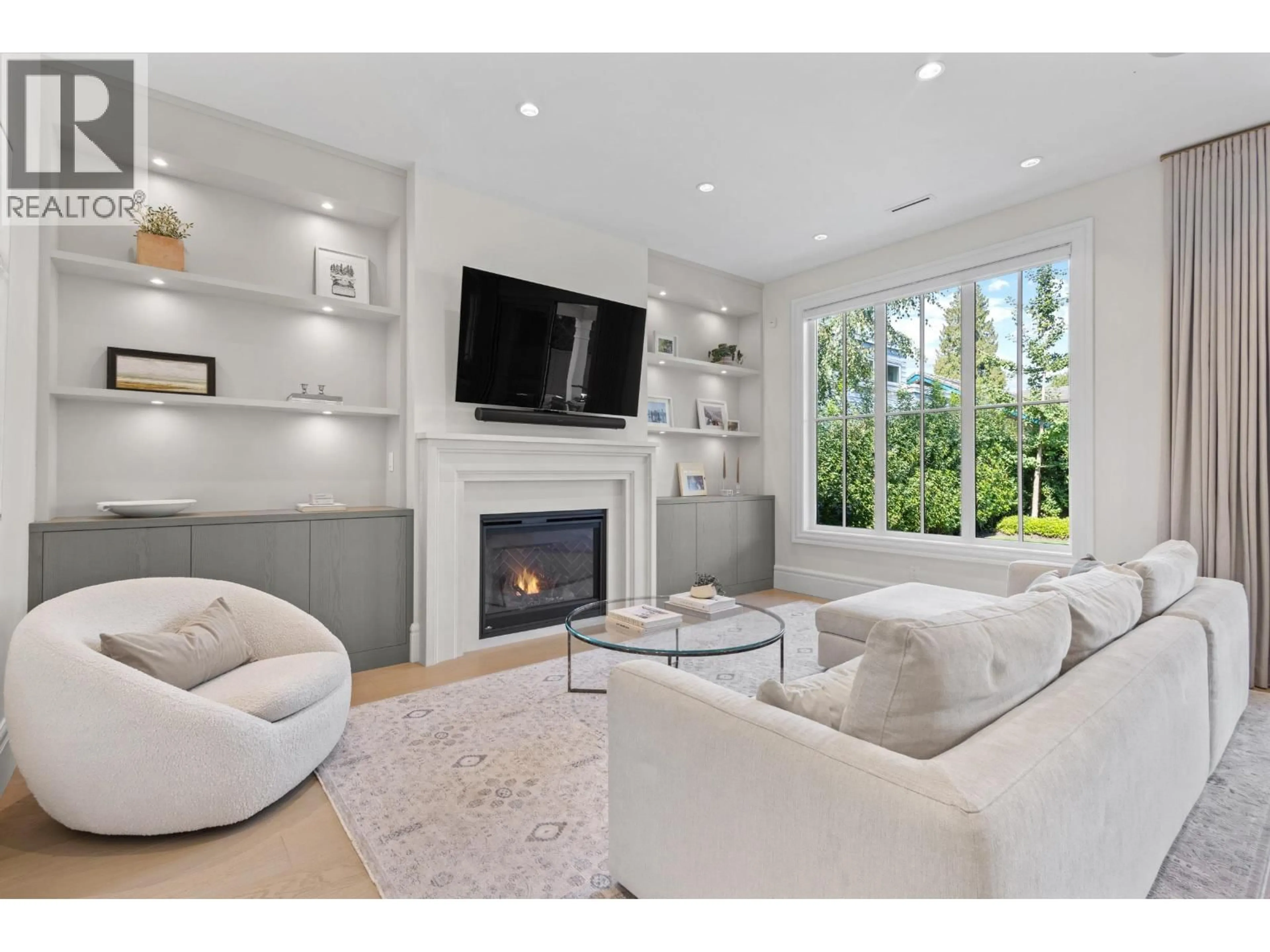 Home theater for 1115 COTTONWOOD AVENUE, Coquitlam British Columbia V3J2T4