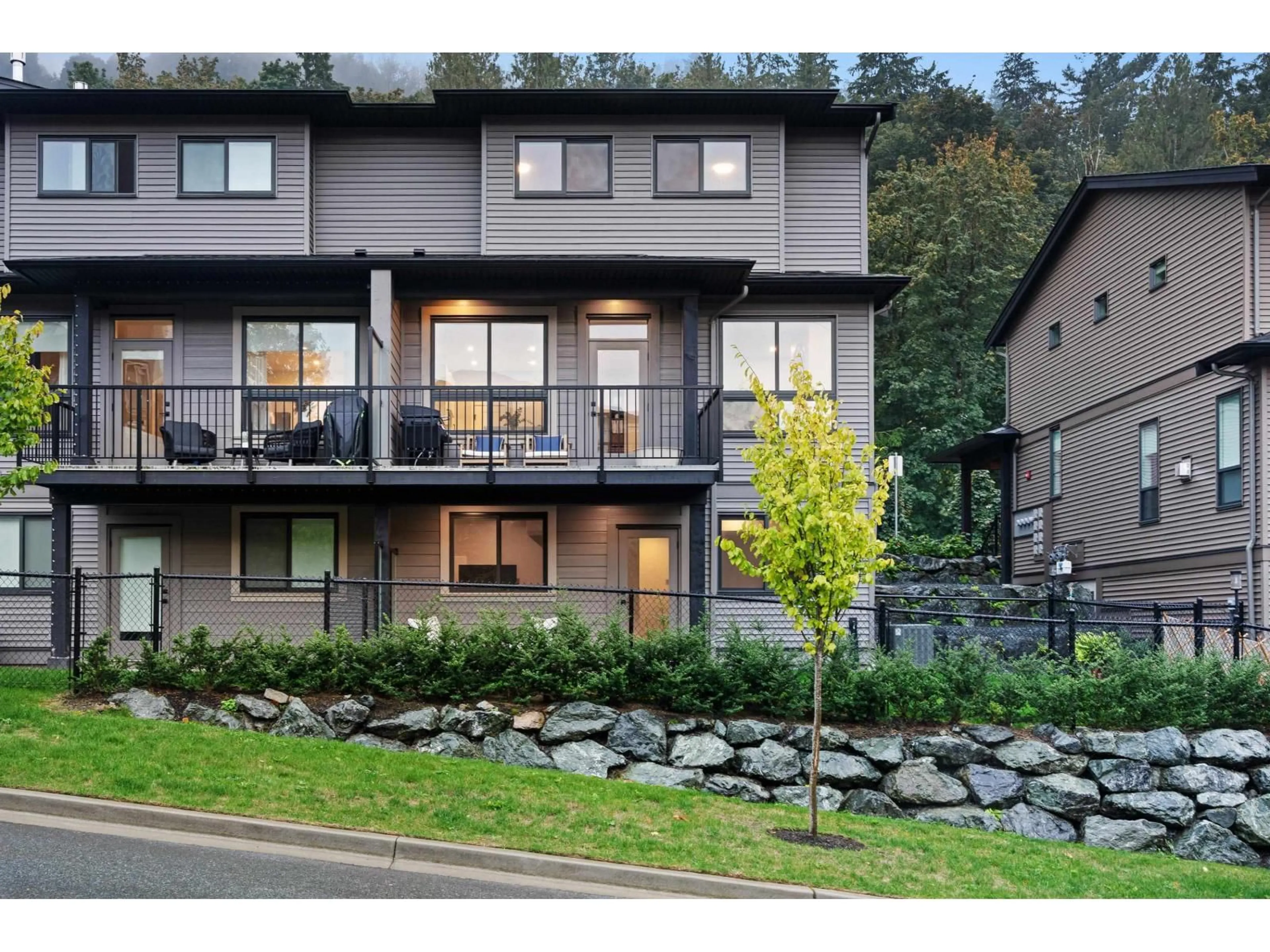 Home with brick exterior material, unknown for 20 - 43610 CHILLIWACK MOUNTAIN ROAD, Chilliwack British Columbia V2R6J8