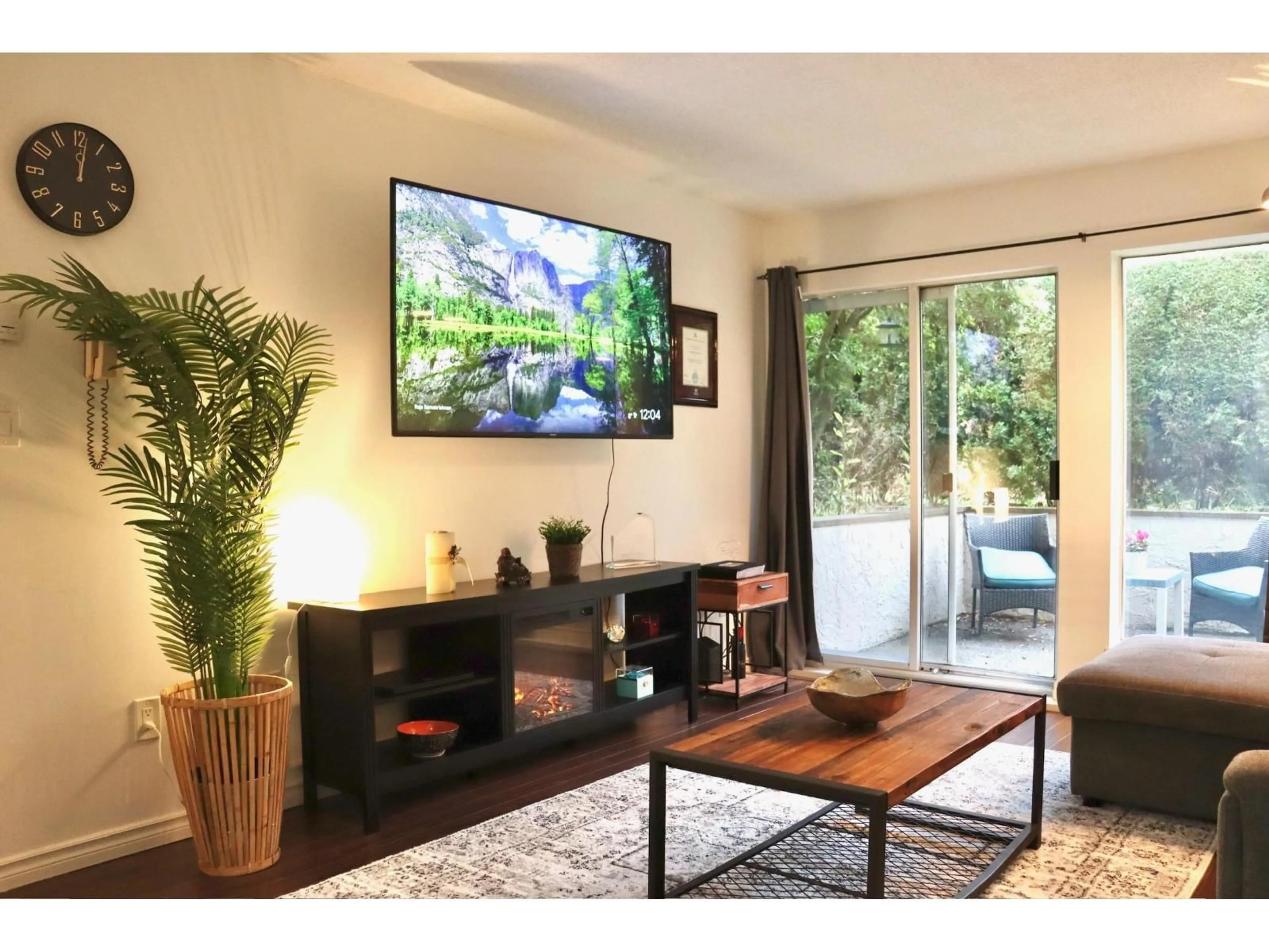 Home theater for 1 - 1860 SOUTHMERE EAST, Surrey British Columbia V4A6Y7