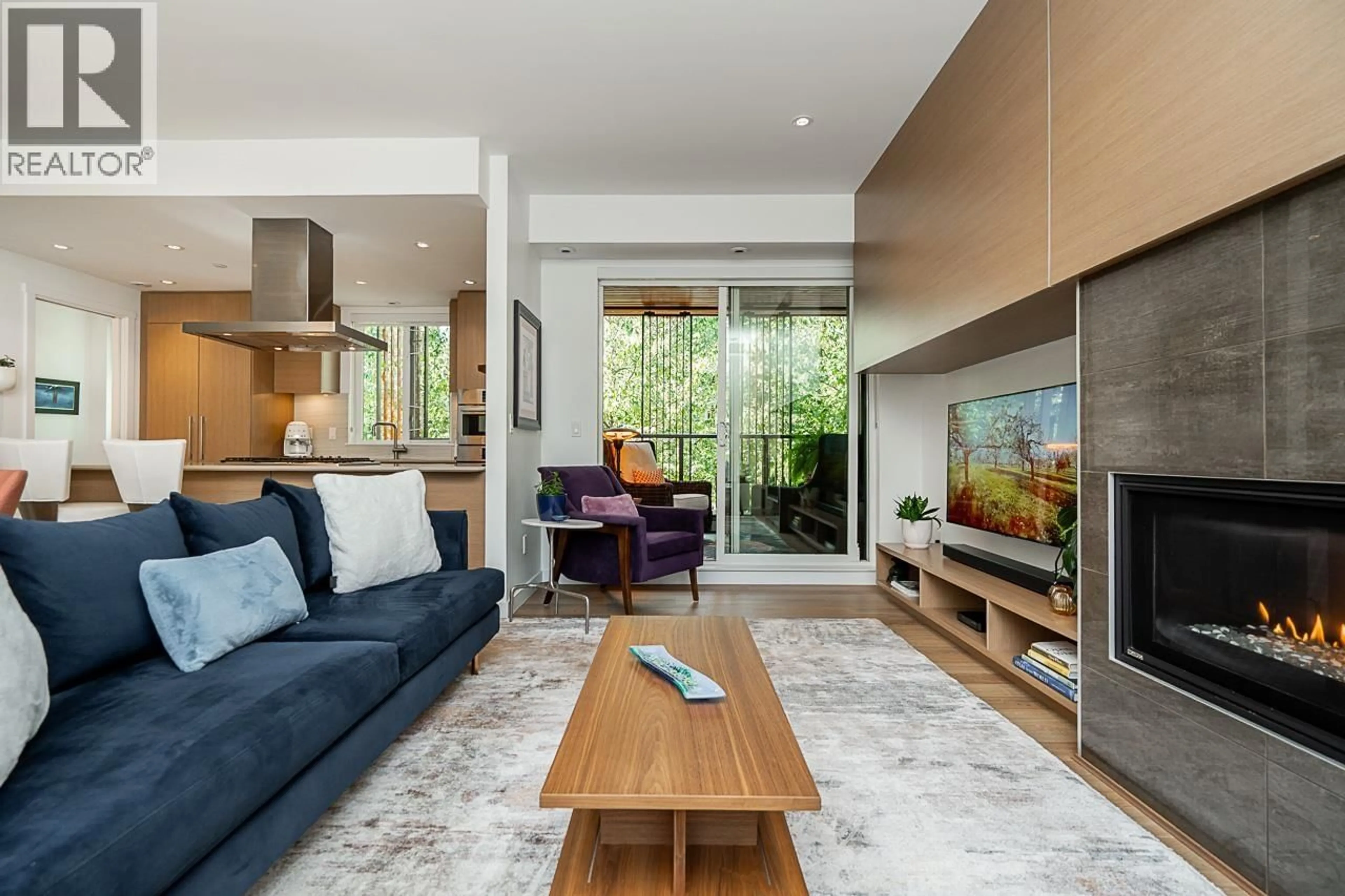 Living room with furniture, unknown for 102 - 1205 HAROLD ROAD, North Vancouver British Columbia V7K1G5