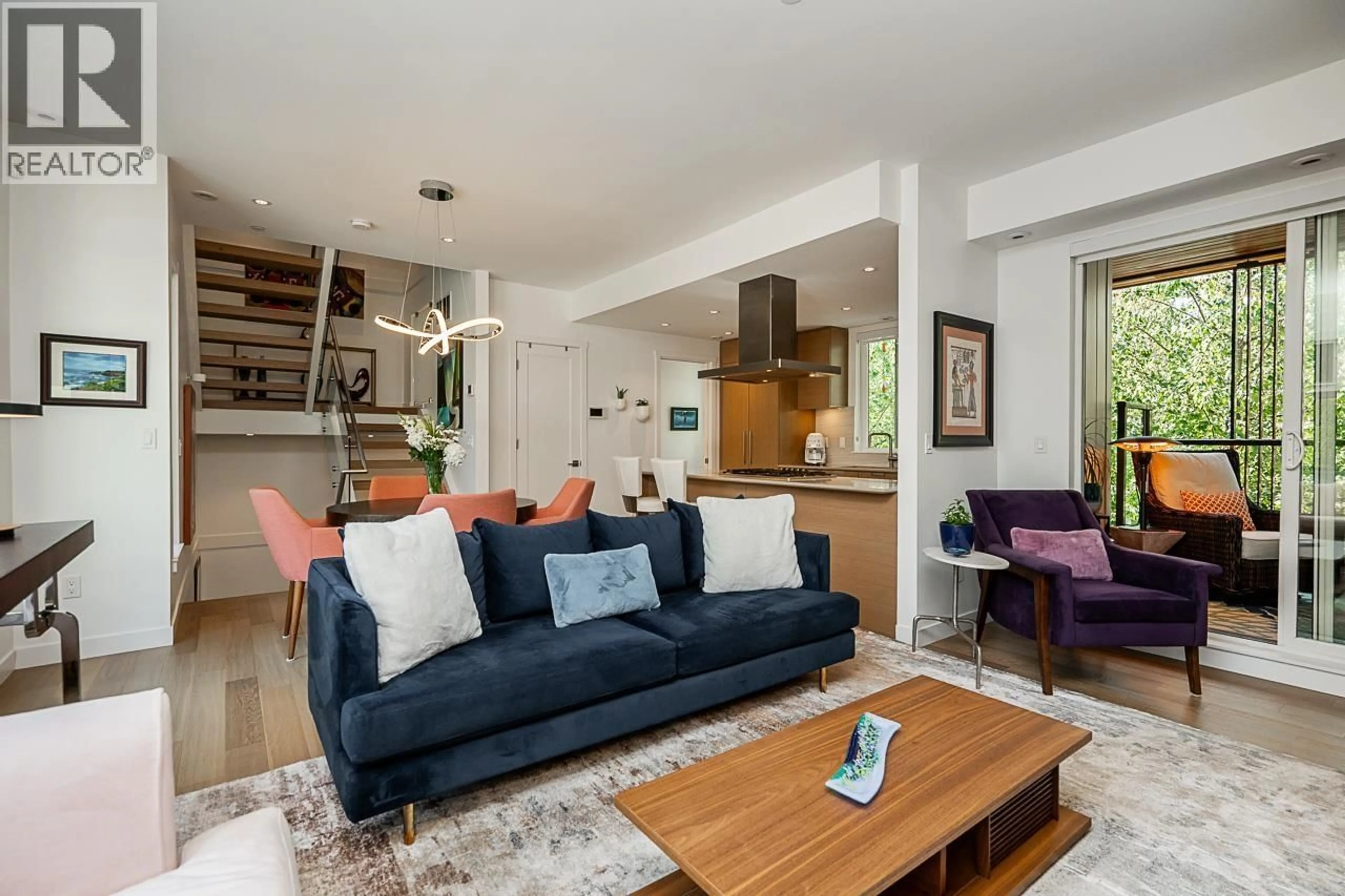 Living room with furniture, unknown for 102 - 1205 HAROLD ROAD, North Vancouver British Columbia V7K1G5