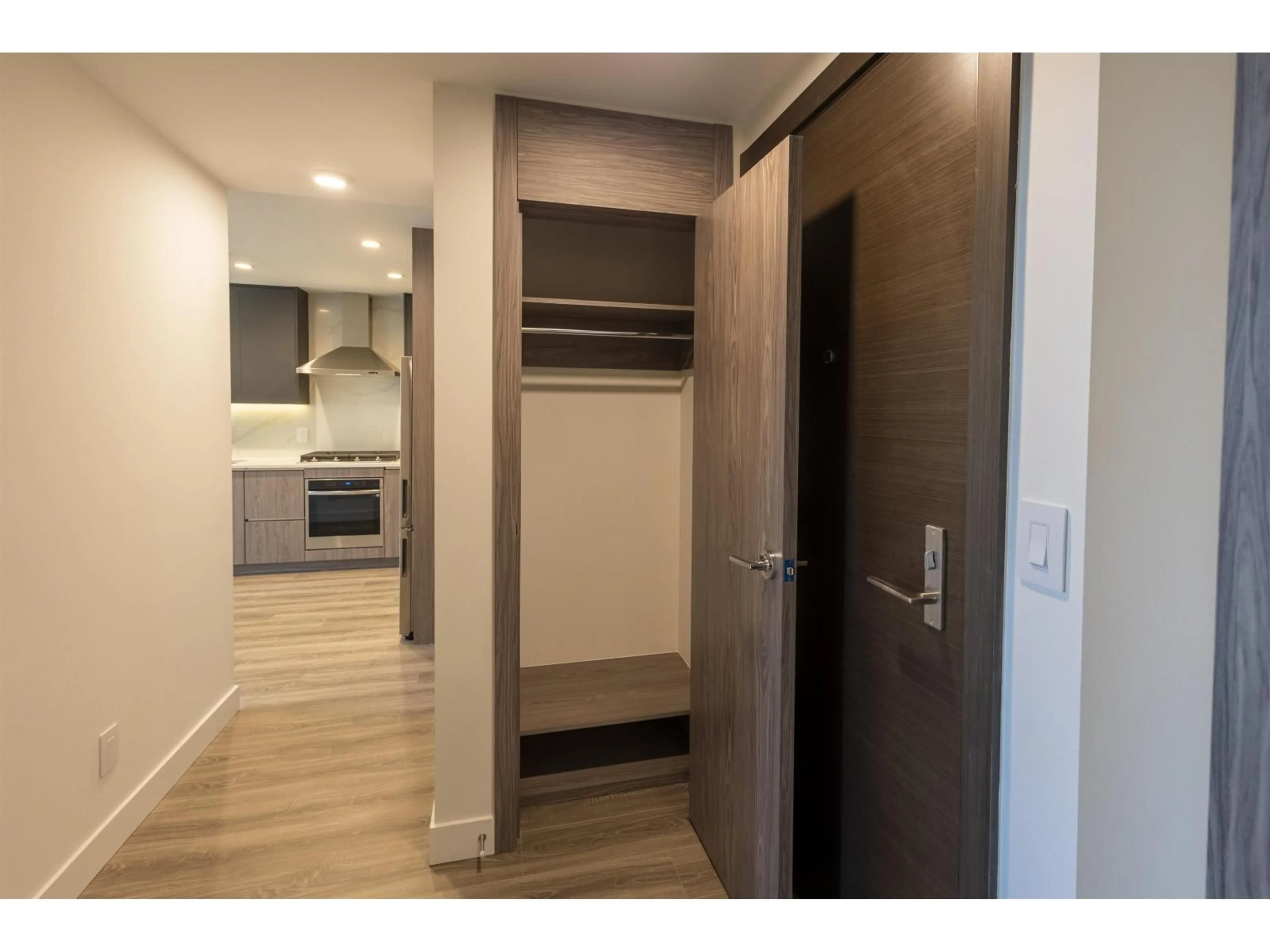 Unknown for 3506 - 10750 135A STREET, Surrey British Columbia V3T0V4