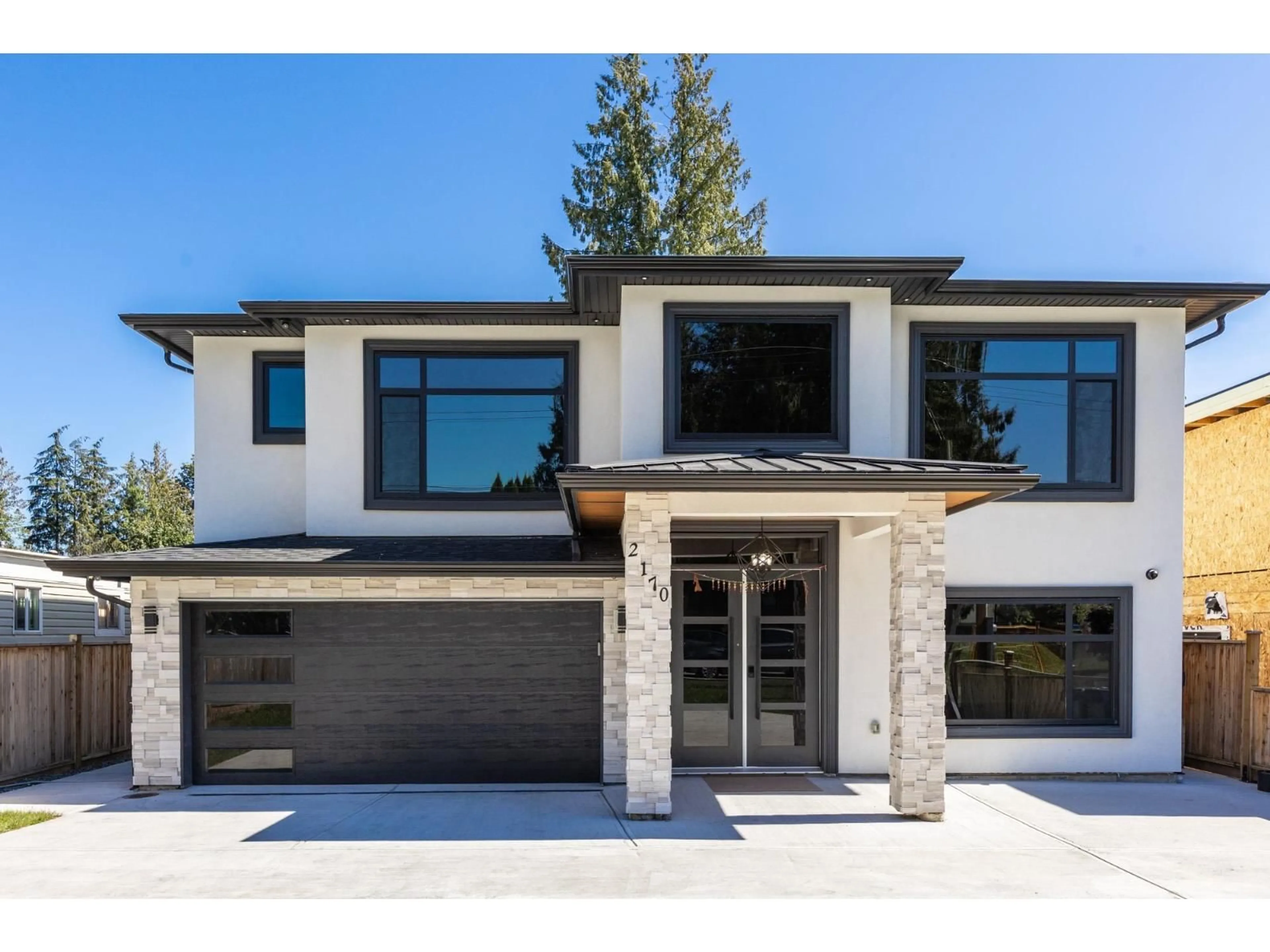Home with brick exterior material, street for 2170 OAKRIDGE, Abbotsford British Columbia V2T6A8