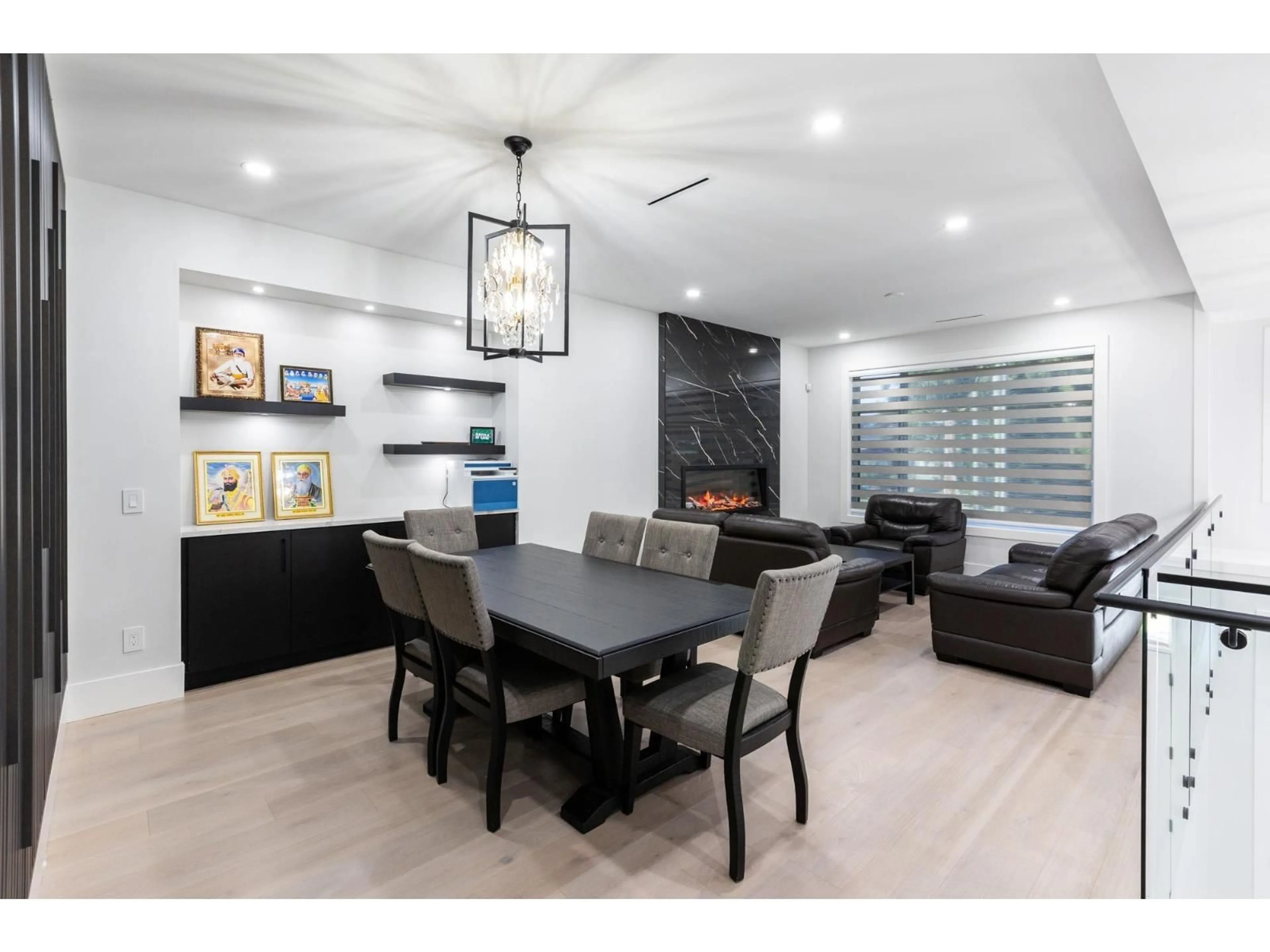 Unknown for 2170 OAKRIDGE, Abbotsford British Columbia V2T6A8
