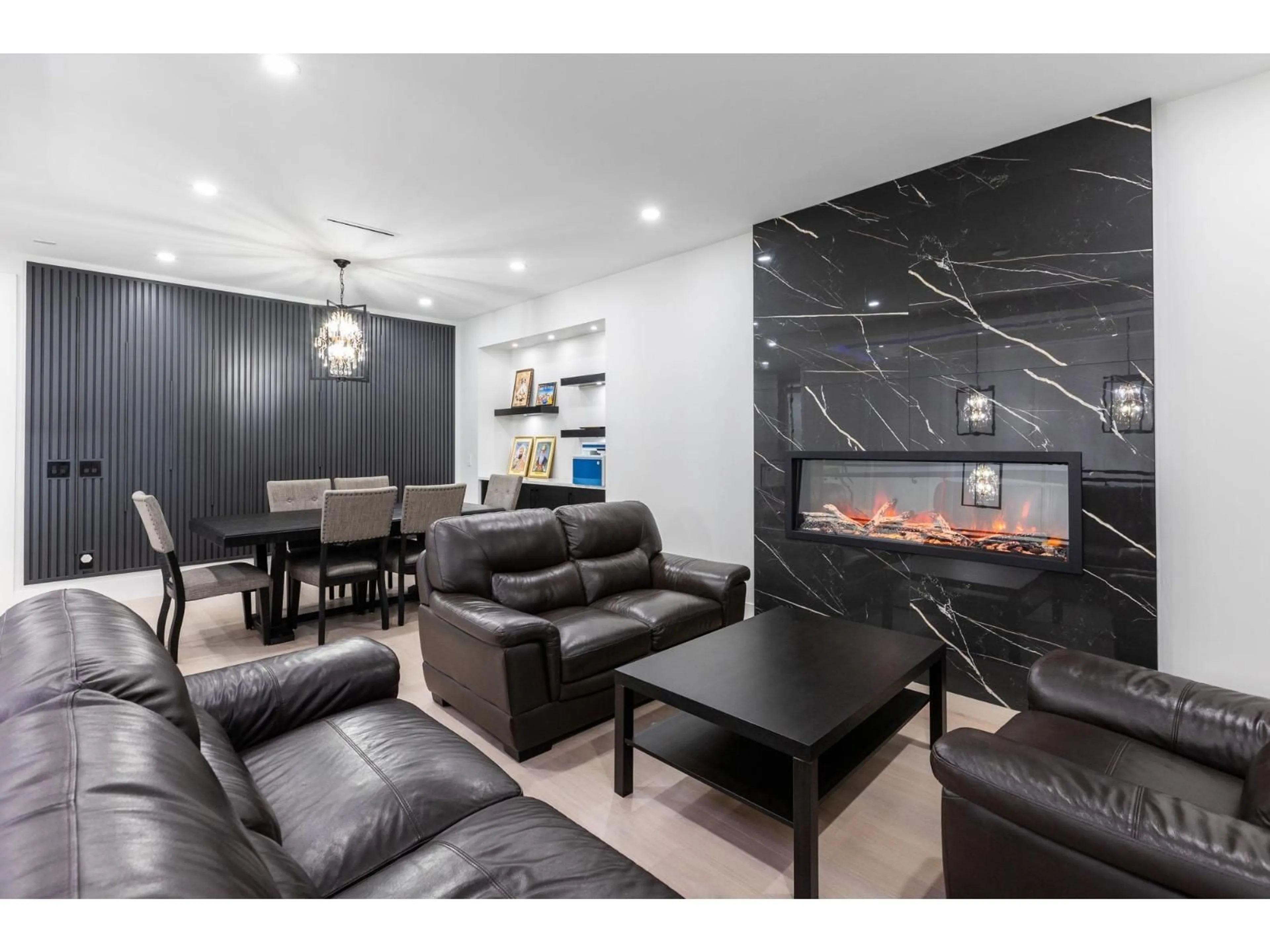 Unknown for 2170 OAKRIDGE, Abbotsford British Columbia V2T6A8