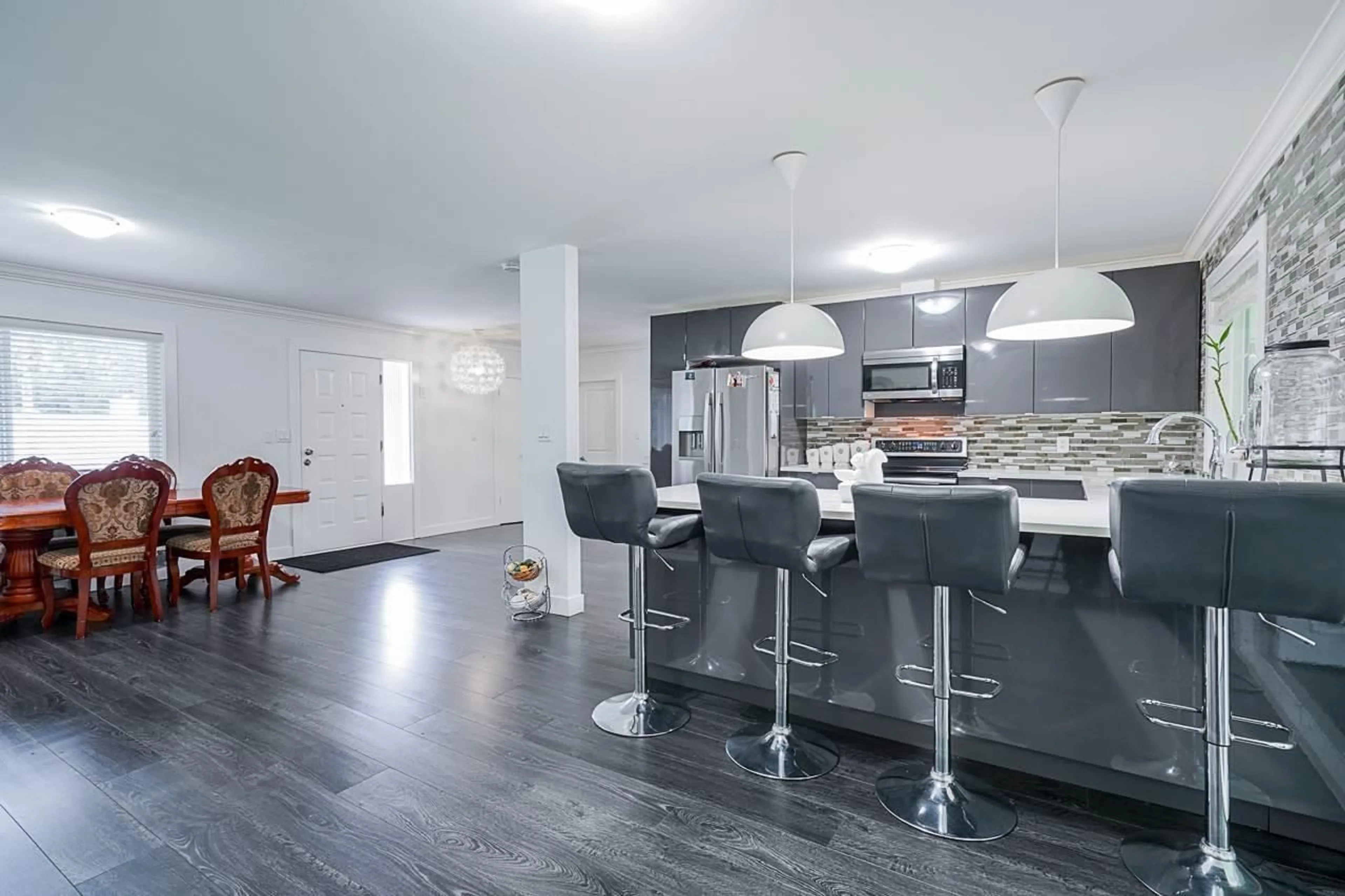 Open concept kitchen, unknown for 2212 GRANT, Abbotsford British Columbia V2T2M7