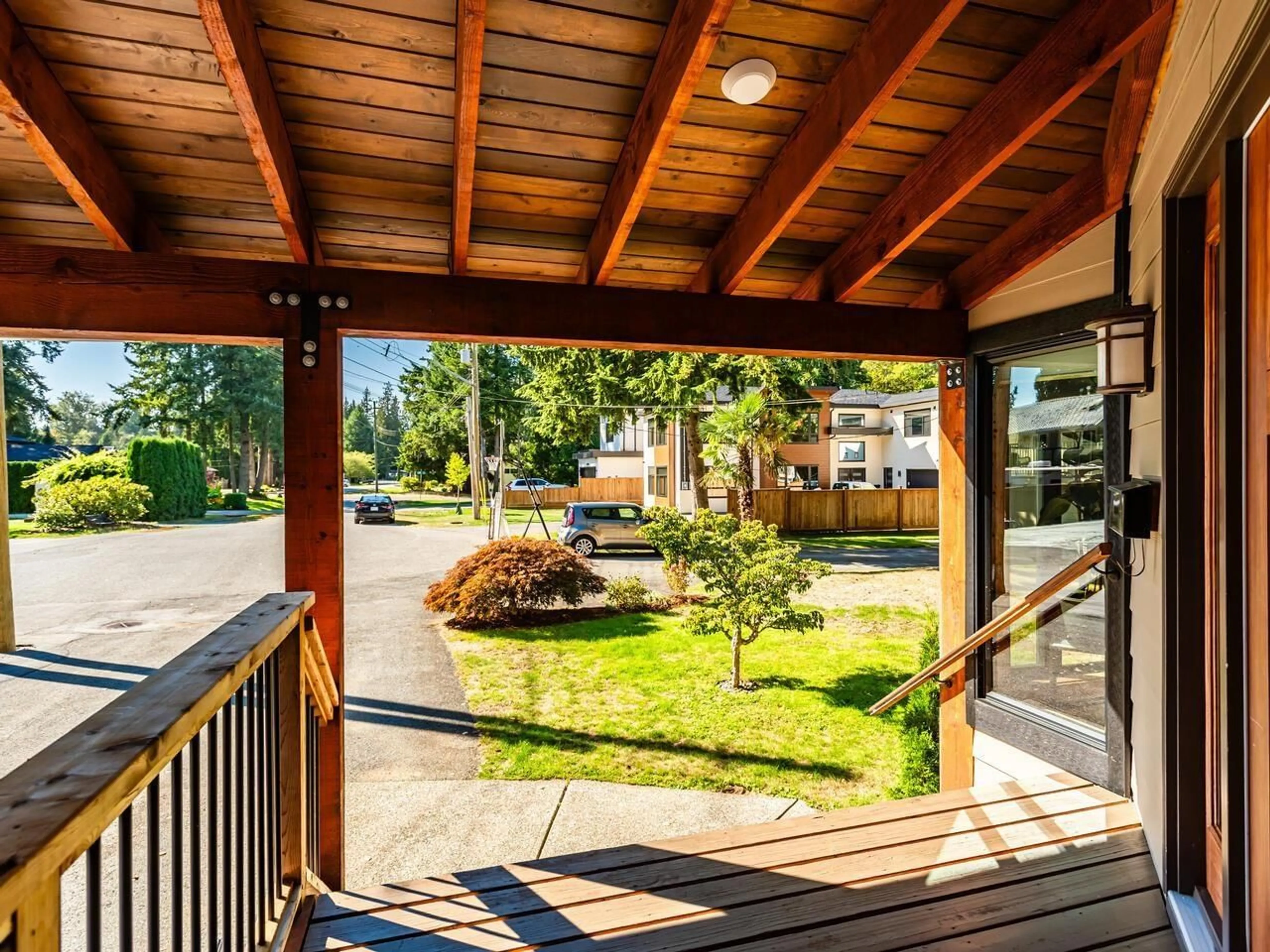 Patio, water/lake/river/ocean view for 19823 40A, Langley British Columbia V3A2Y3