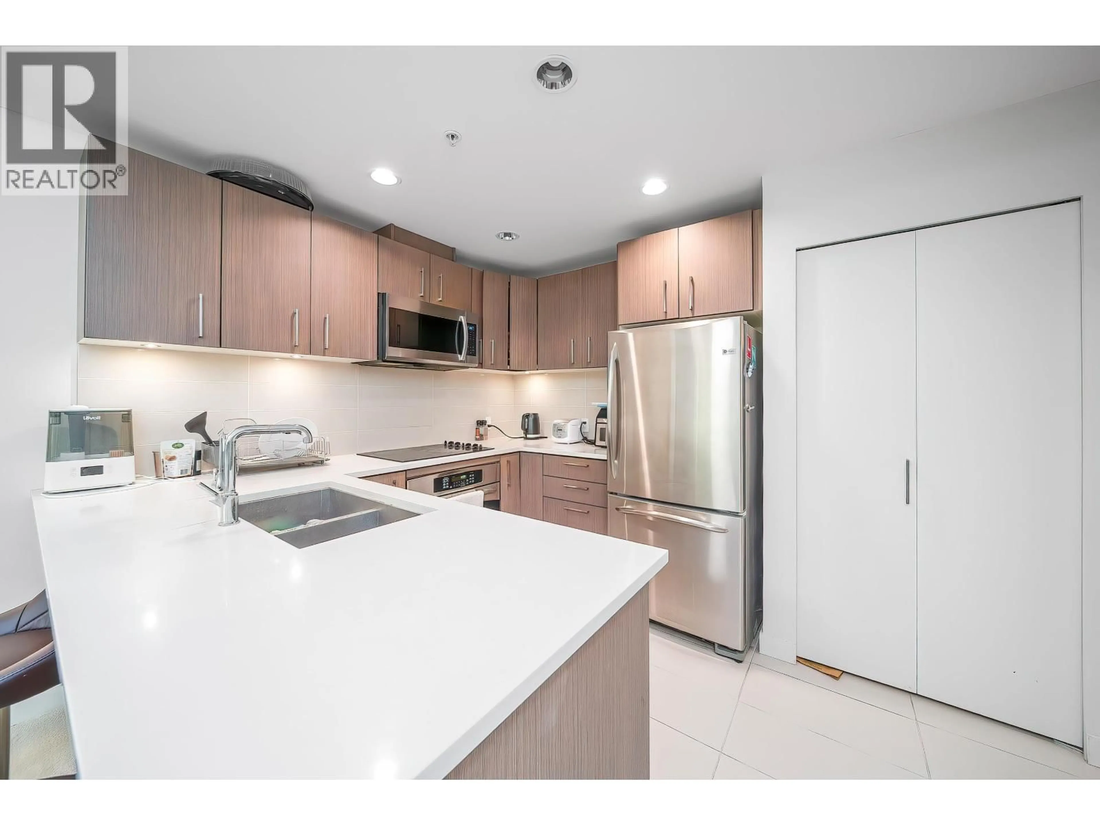 Standard kitchen, unknown for 101 - 5981 GRAY AVENUE, Vancouver British Columbia V6S0G1