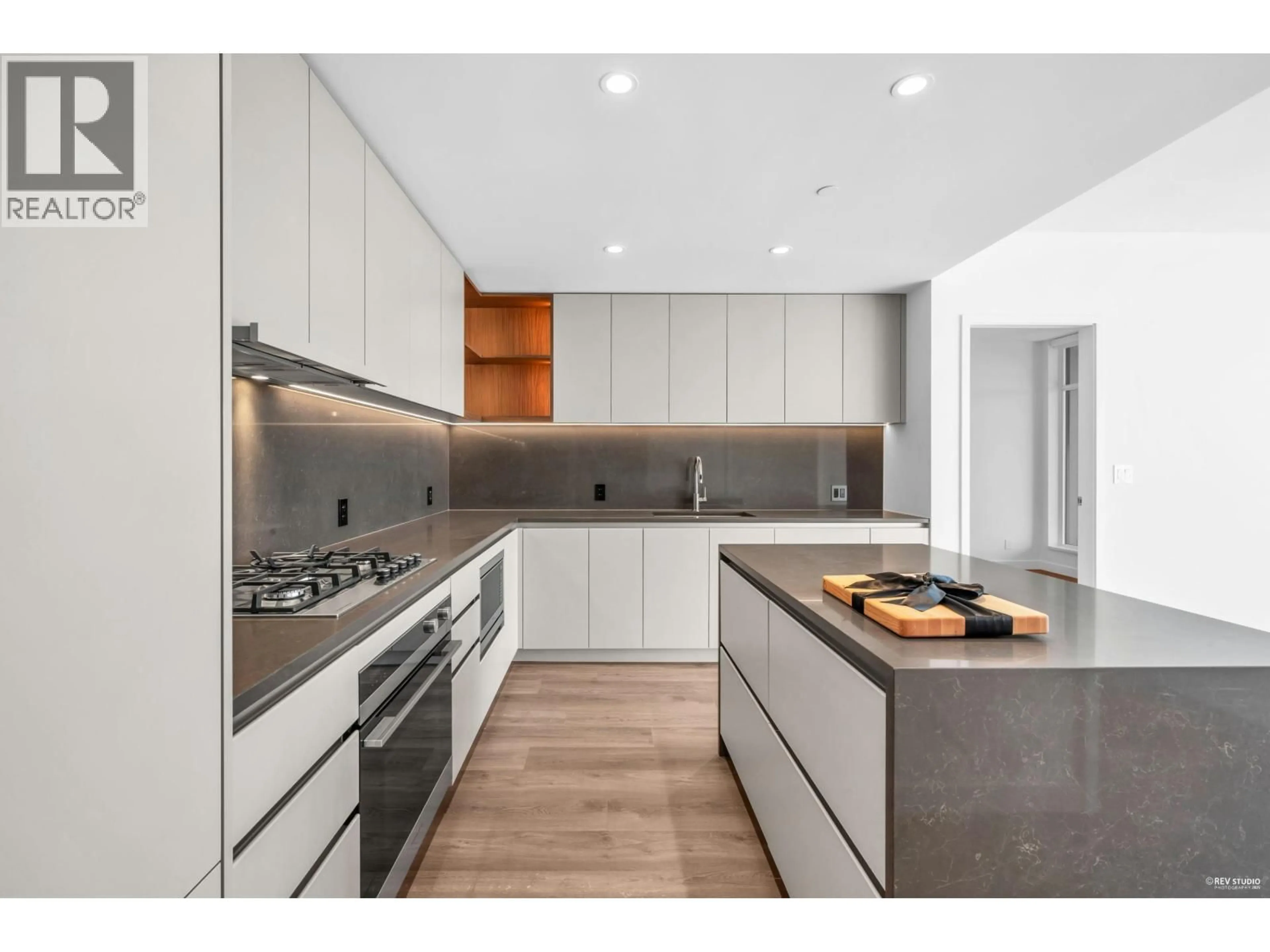 Contemporary kitchen, unknown for 2706 - 720 FARROW STREET, Coquitlam British Columbia V3J3S5