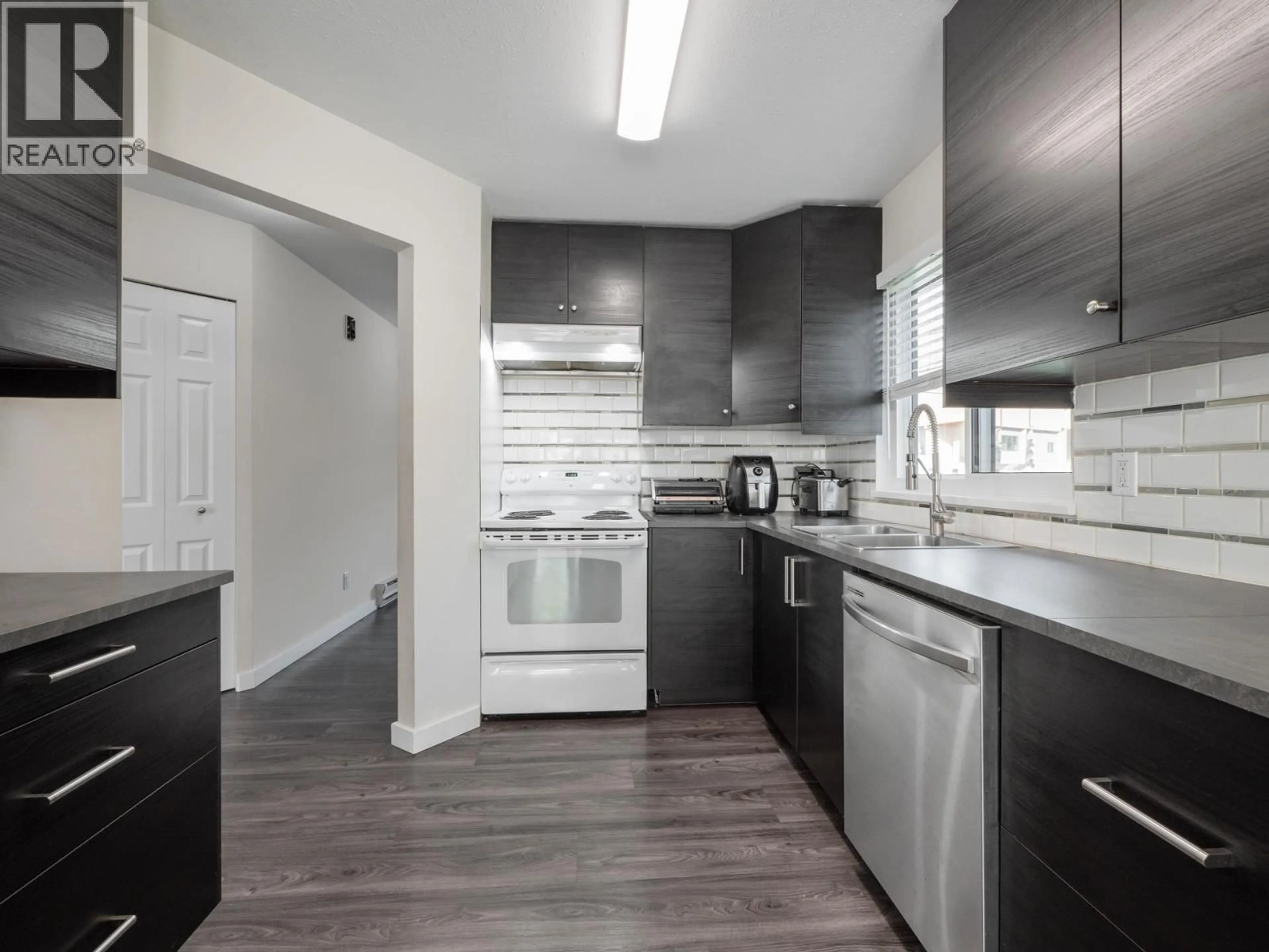 Unknown for 1 - 765 SCHOOL ROAD, Gibsons British Columbia V0N1V9
