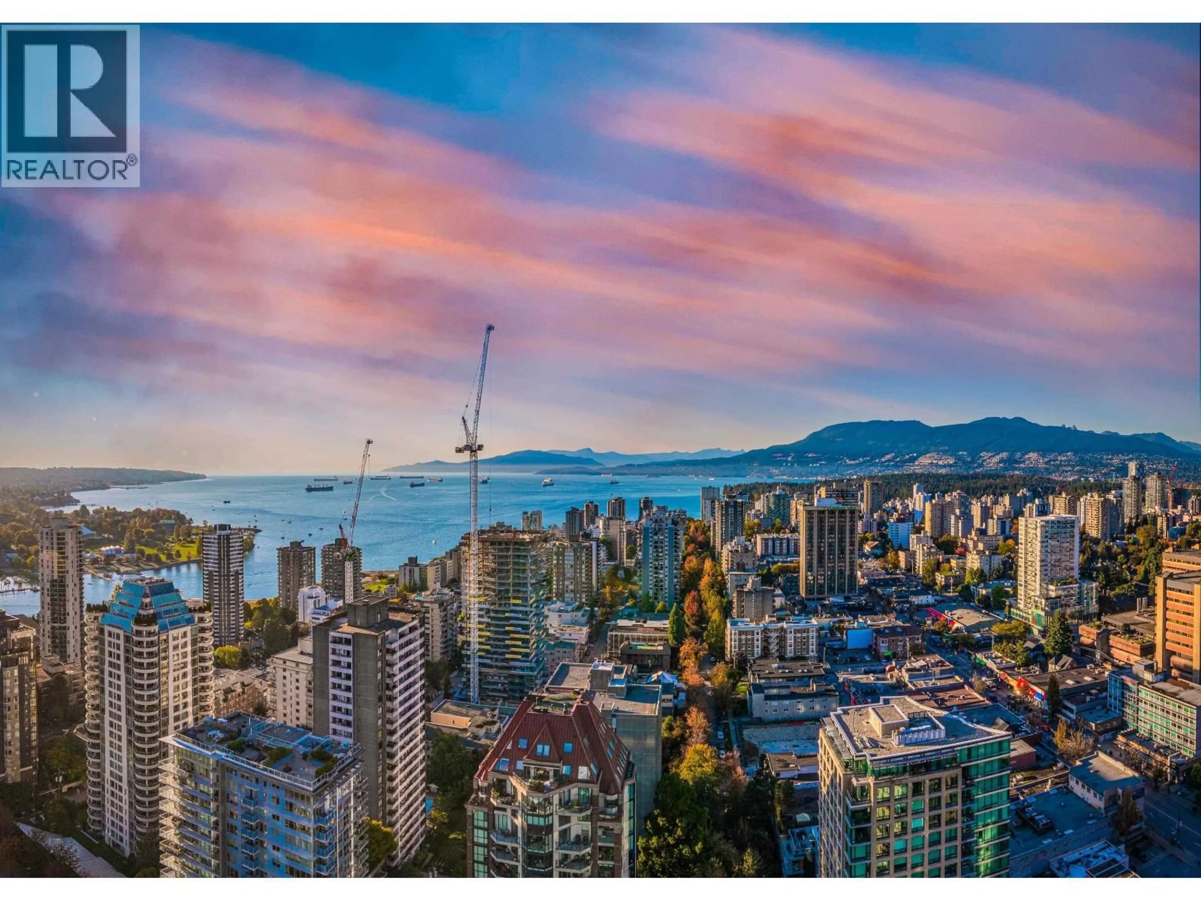 A pic from outside/outdoor area/front of a property/back of a property/a pic from drone, unknown for 3902 - 1289 HORNBY STREET, Vancouver British Columbia V6Z0G7