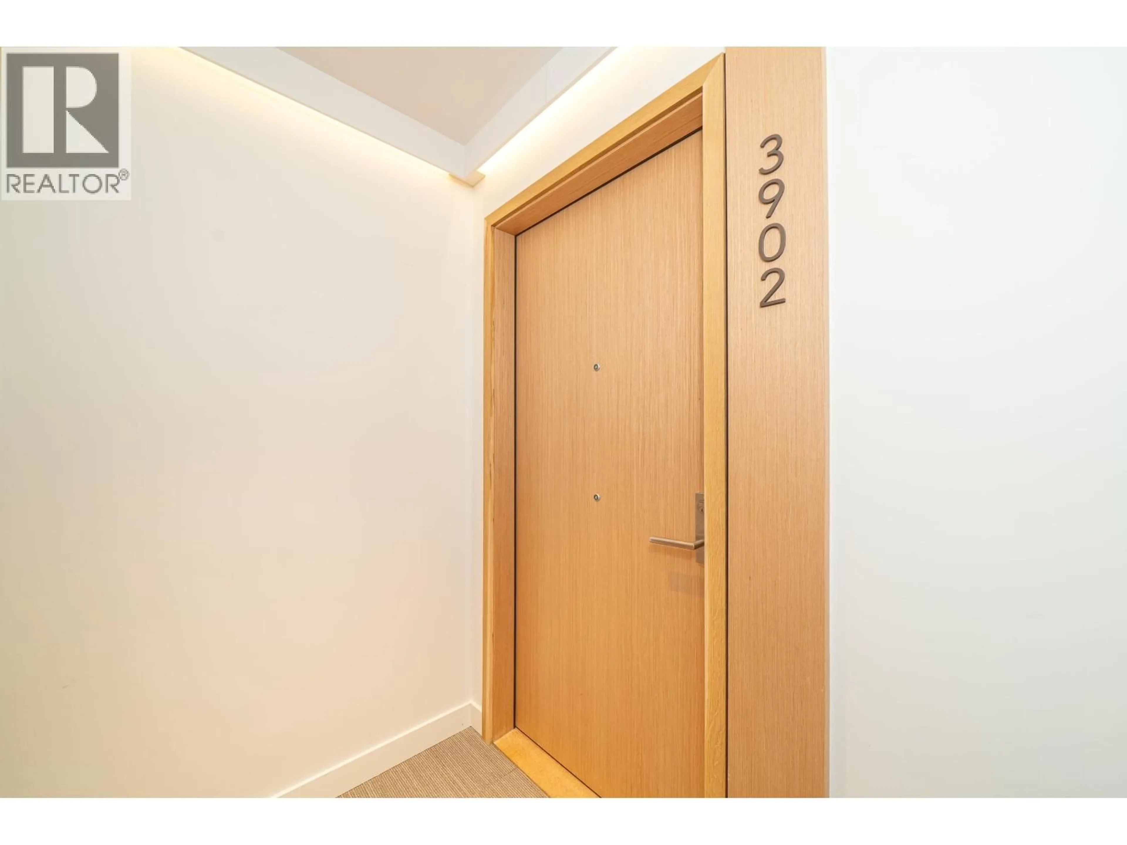 Indoor foyer for 3902 - 1289 HORNBY STREET, Vancouver British Columbia V6Z0G7
