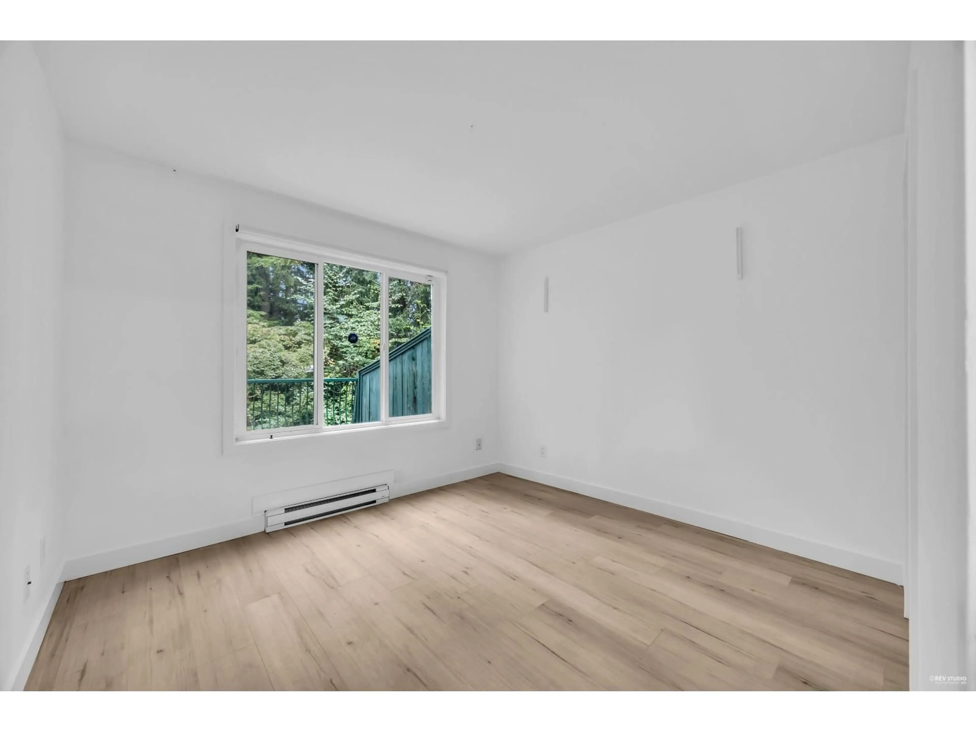 A pic of a room for 104 - 33598 GEORGE FERGUSON, Abbotsford British Columbia V2S2L8