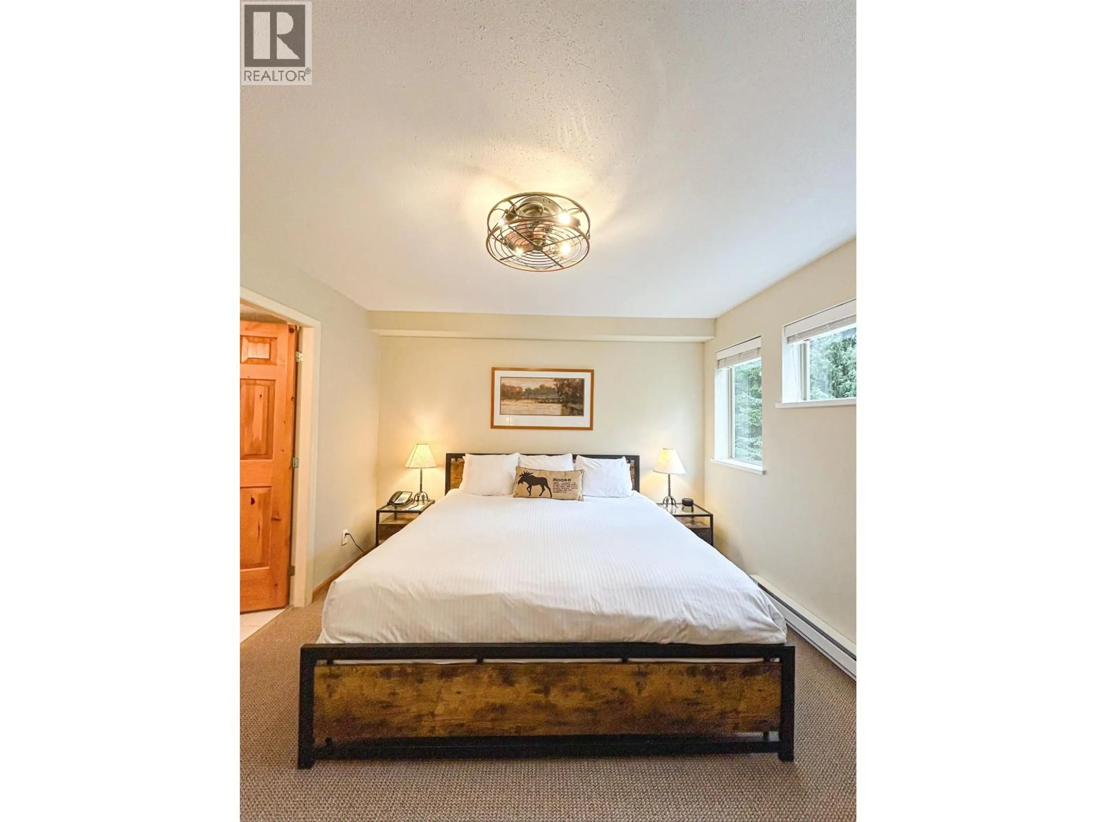 Bedroom with bed, unknown for WK14-31 - 4375 NORTHLANDS BOULEVARD, Whistler British Columbia V0N1B4