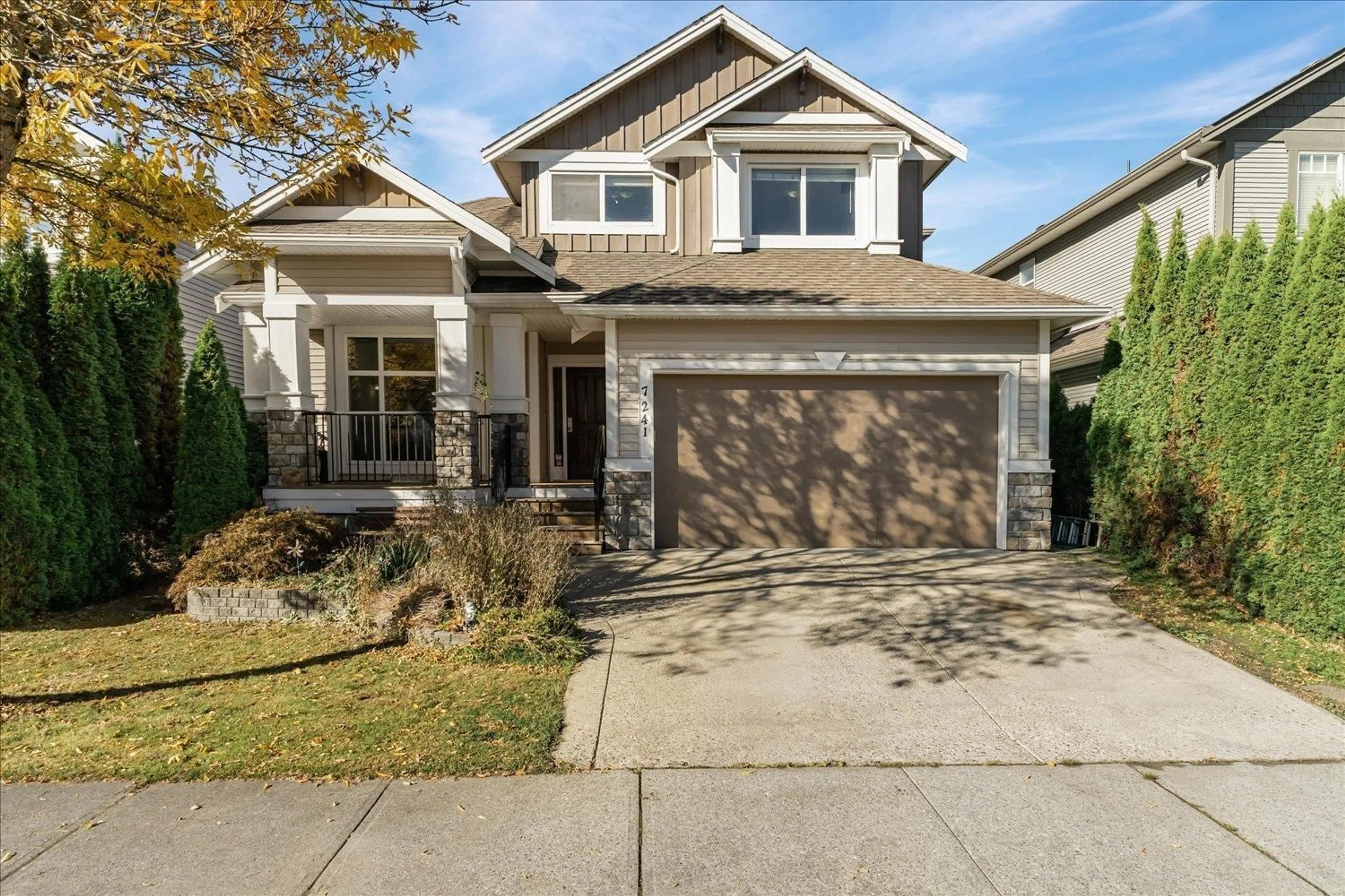 Home with vinyl exterior material, street for 7241 197, Langley British Columbia V2Y3E6