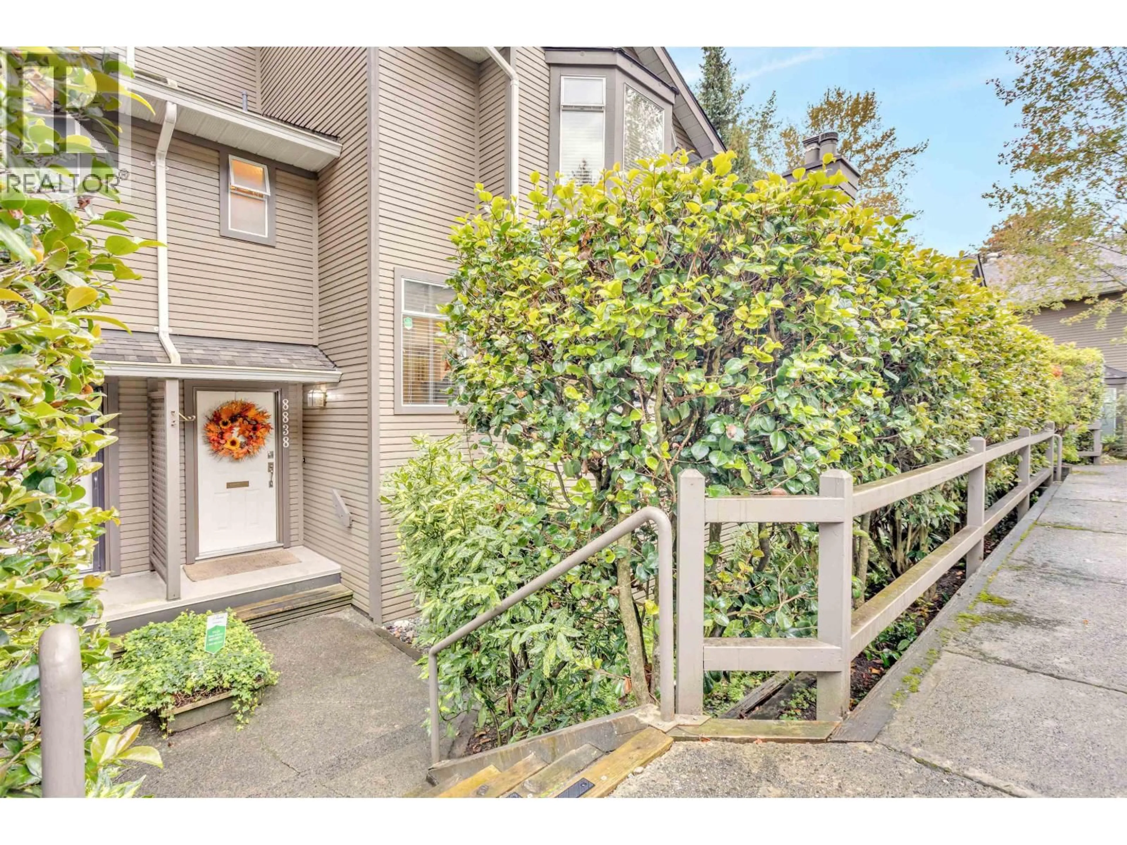 Unknown for 8838 LARKFIELD DRIVE, Burnaby British Columbia V5A4L1