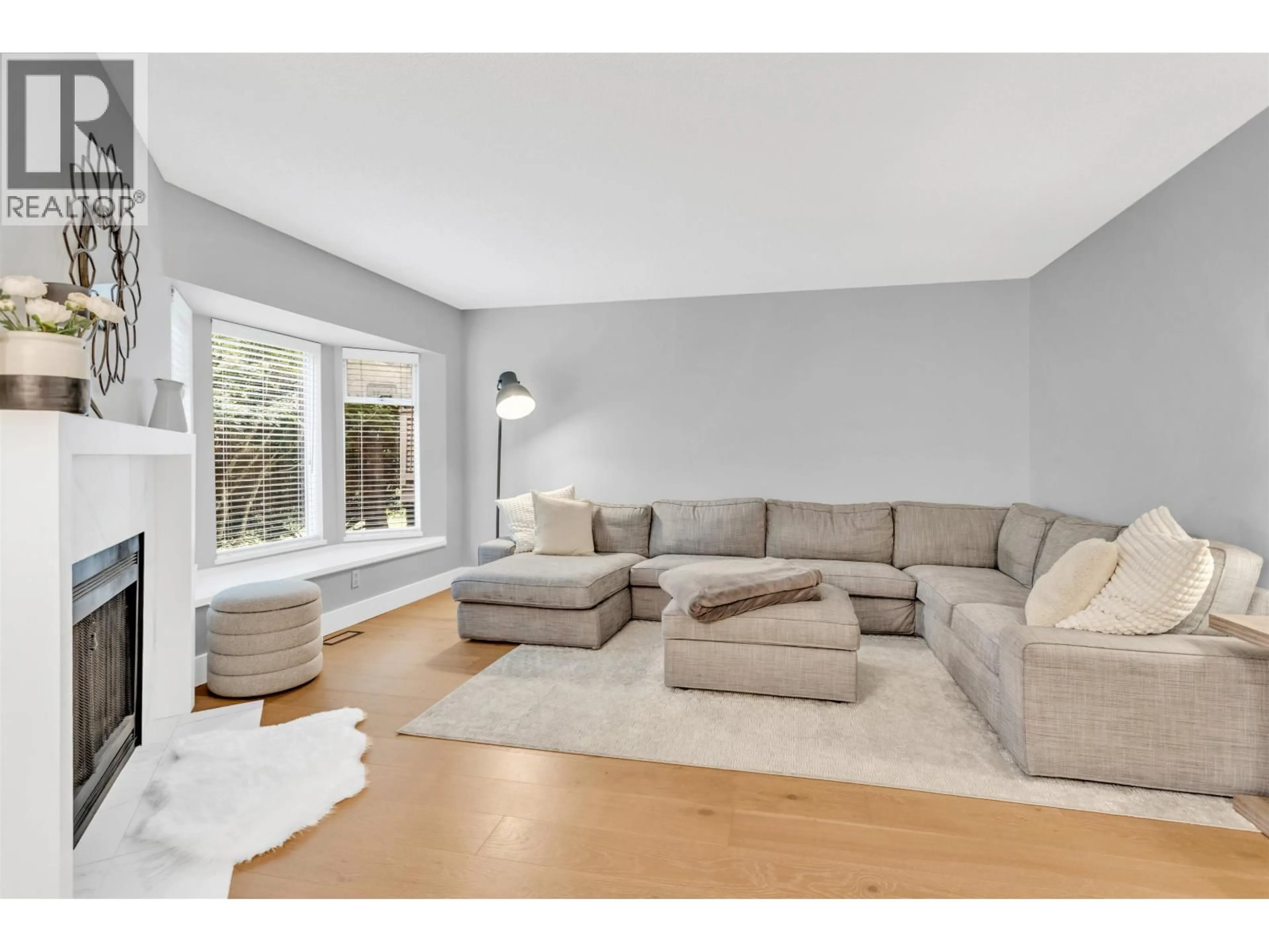 Living room with furniture, unknown for 8838 LARKFIELD DRIVE, Burnaby British Columbia V5A4L1