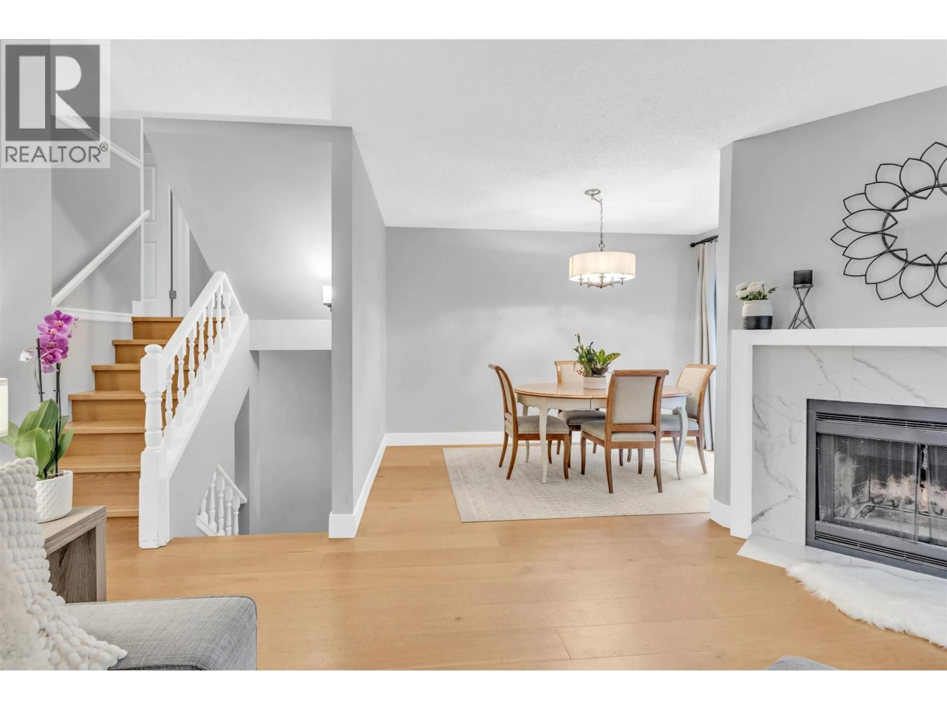 Unknown for 8838 LARKFIELD DRIVE, Burnaby British Columbia V5A4L1