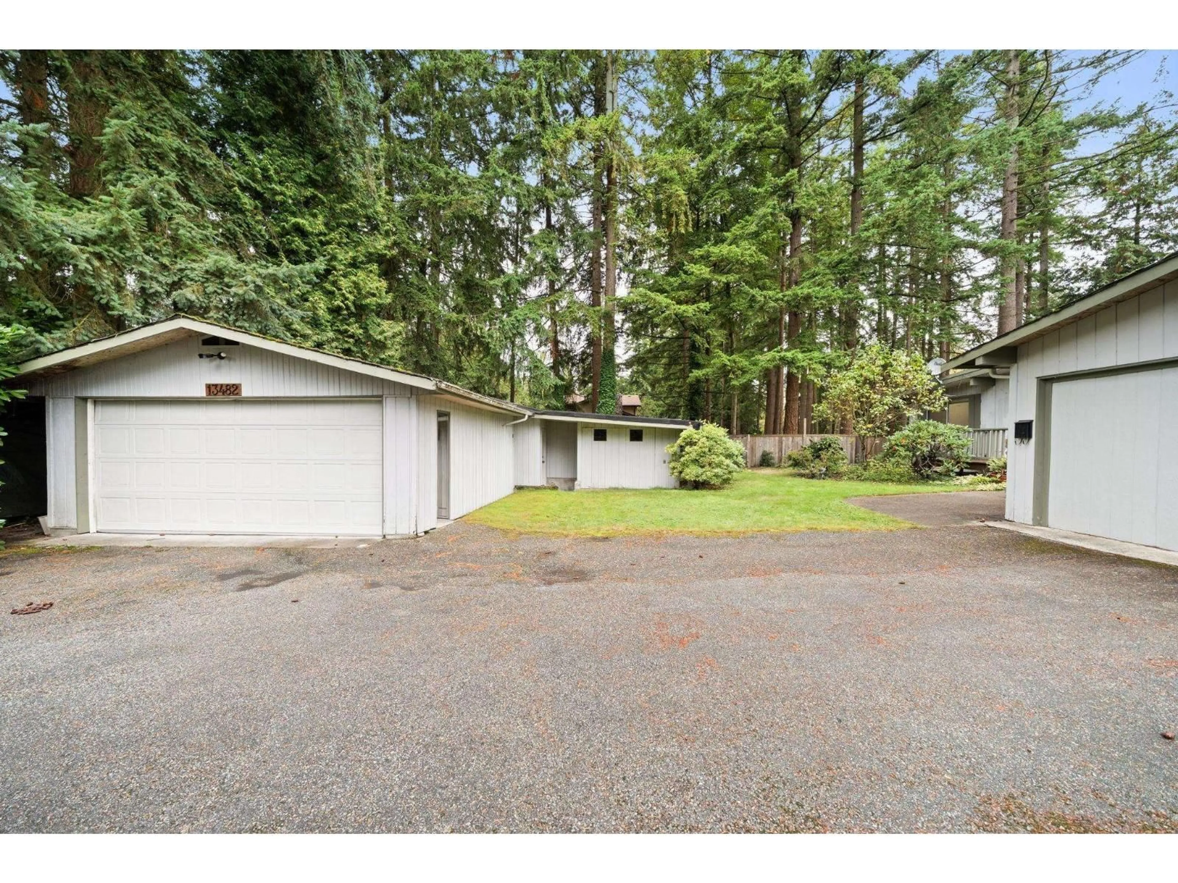 Unknown for 13482 58, Surrey British Columbia V3X2R4