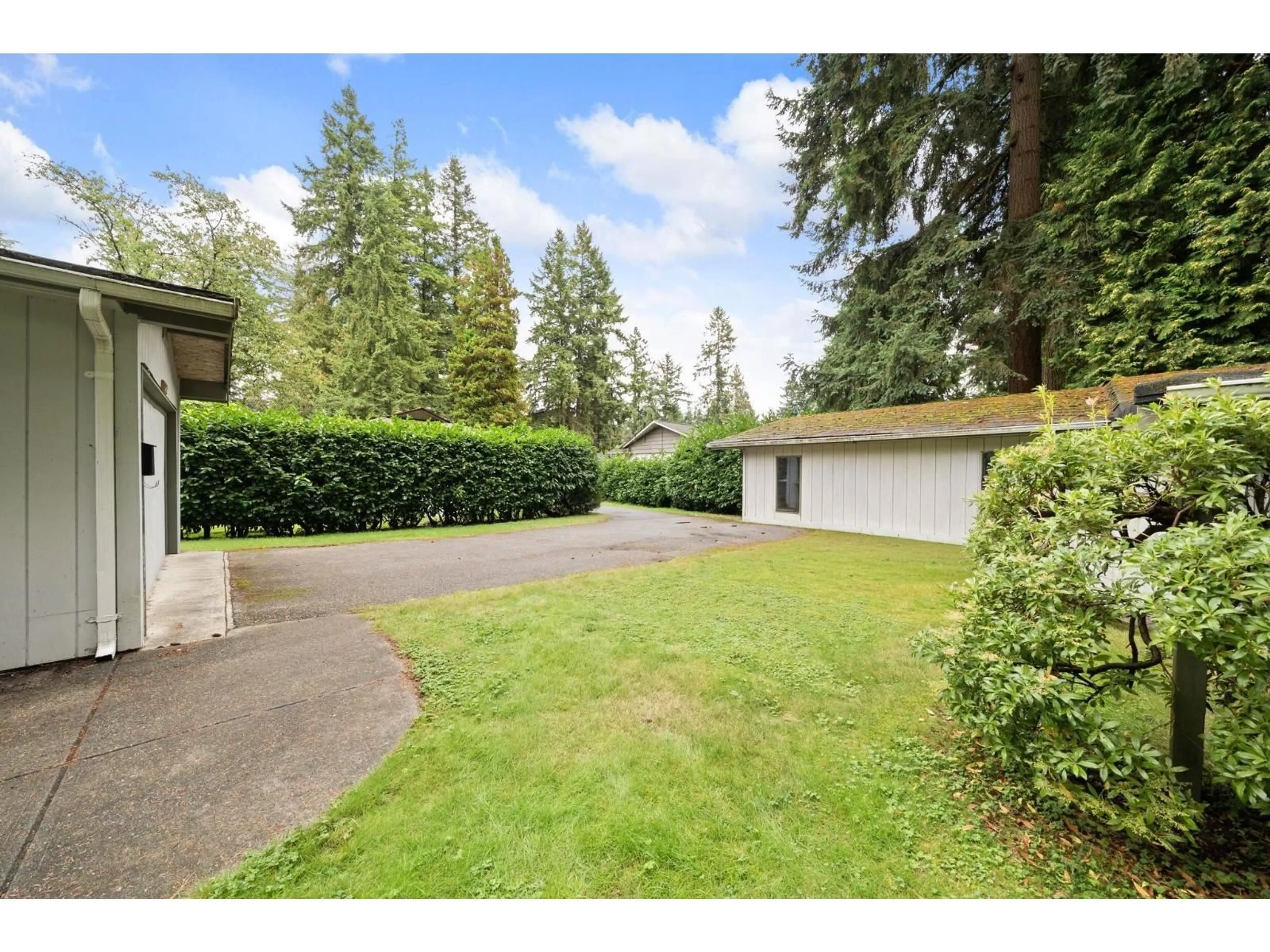 A pic from outside/outdoor area/front of a property/back of a property/a pic from drone, street for 13482 58, Surrey British Columbia V3X2R4