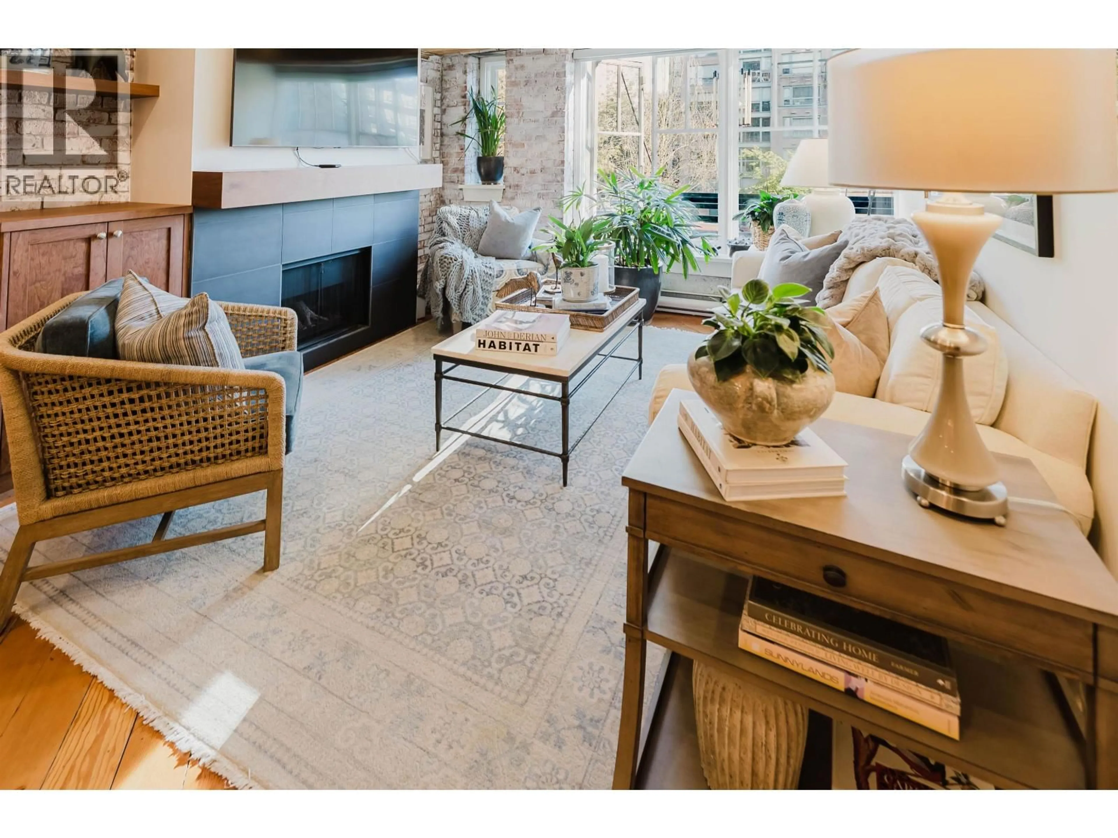Living room with furniture, unknown for 210 - 1178 HAMILTON STREET, Vancouver British Columbia V6B2S2