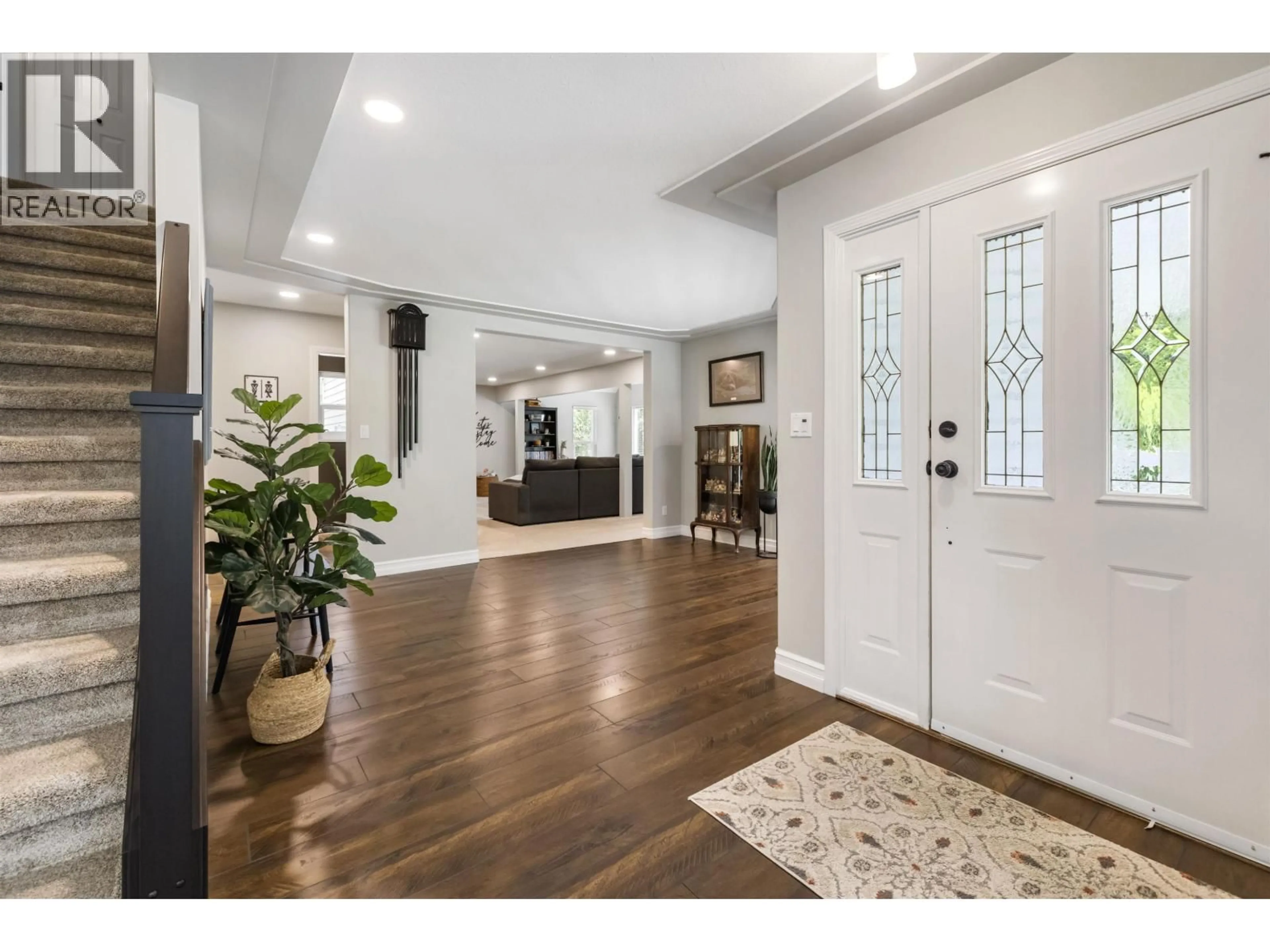 Indoor entryway for 11385 248 STREET, Maple Ridge British Columbia V2W1H4