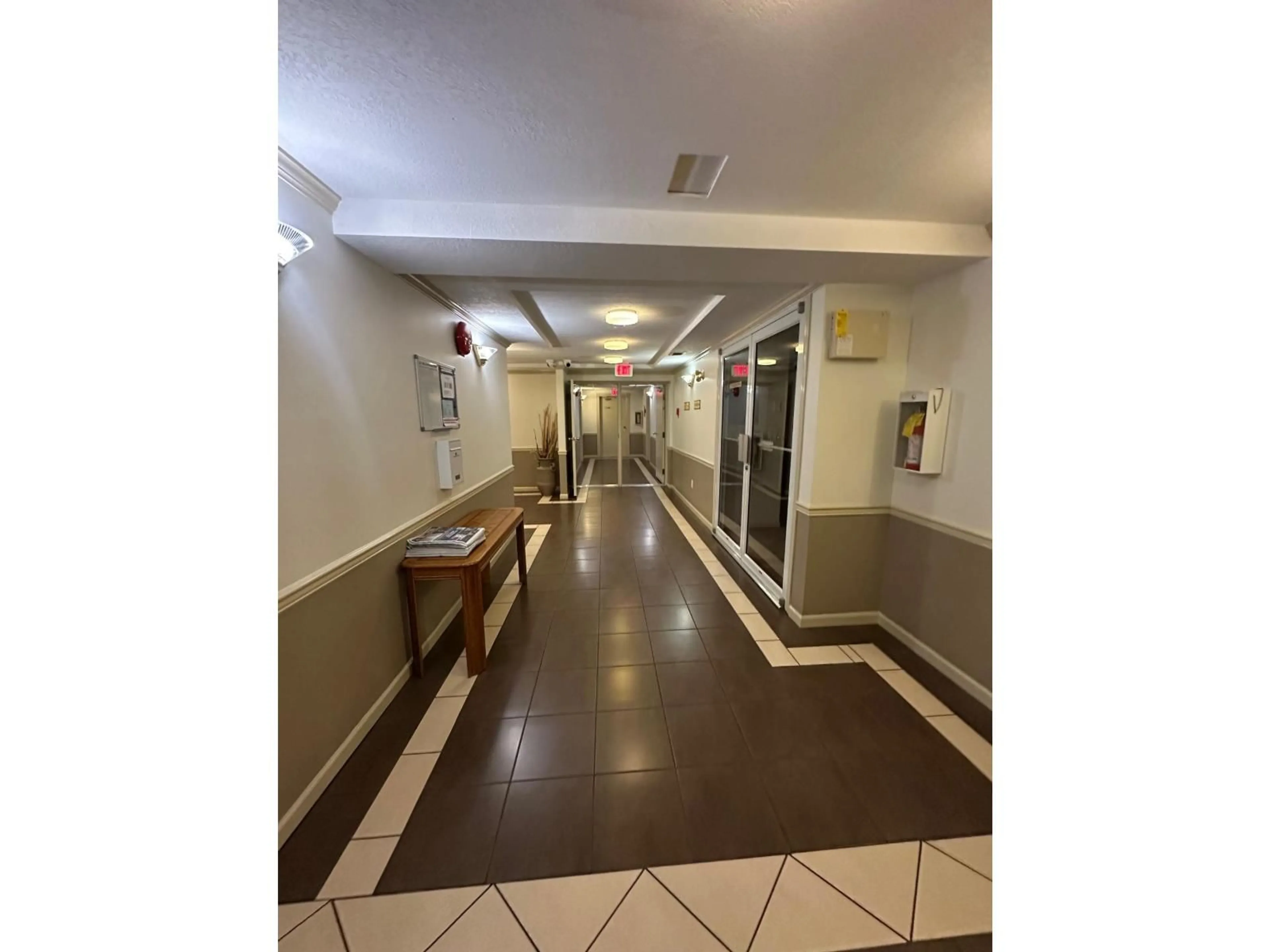 Indoor foyer for 107 - 33110 GEORGE FERGUSON, Abbotsford British Columbia V2S2L5